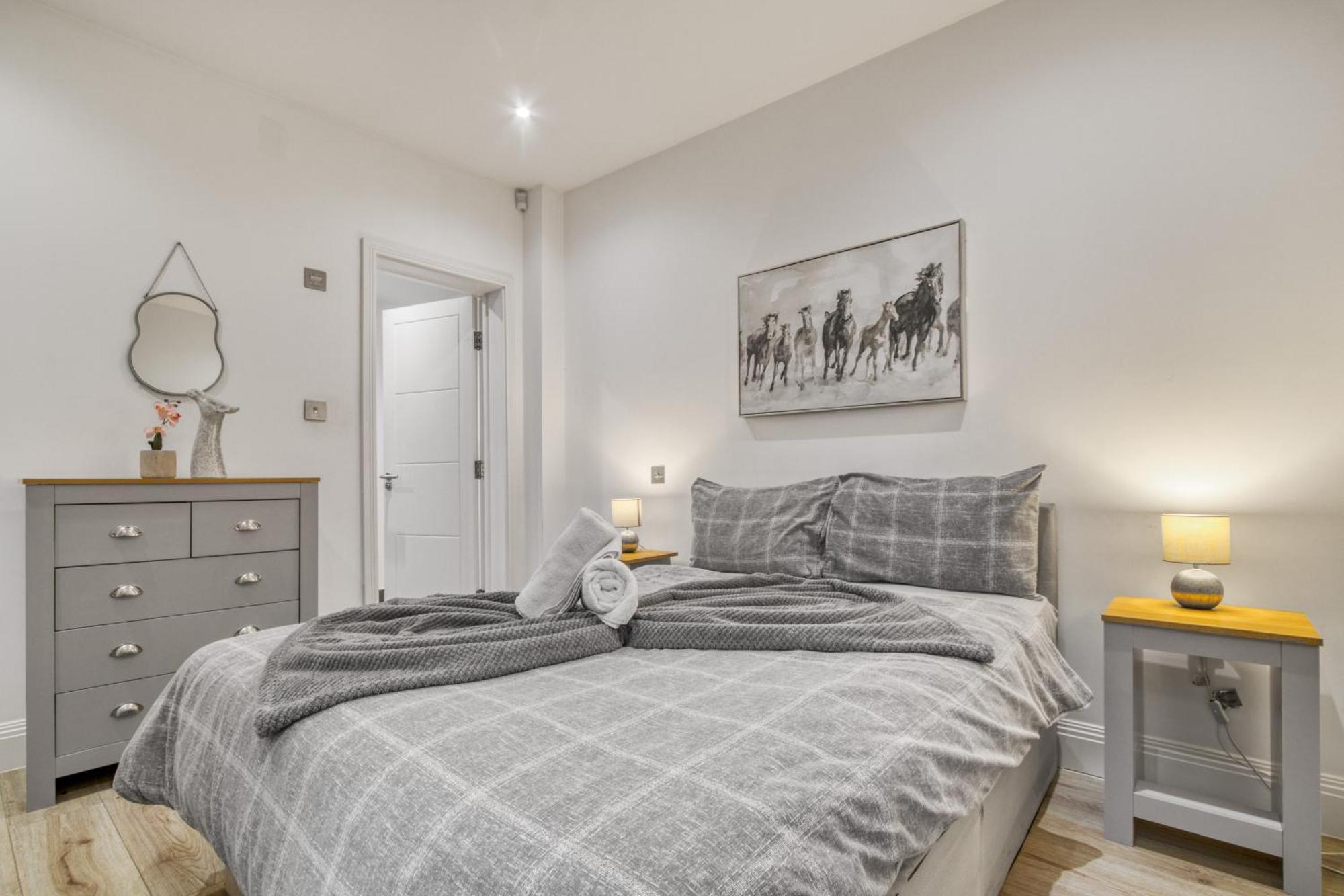 Chic Haven With Secret Garden Apartamento