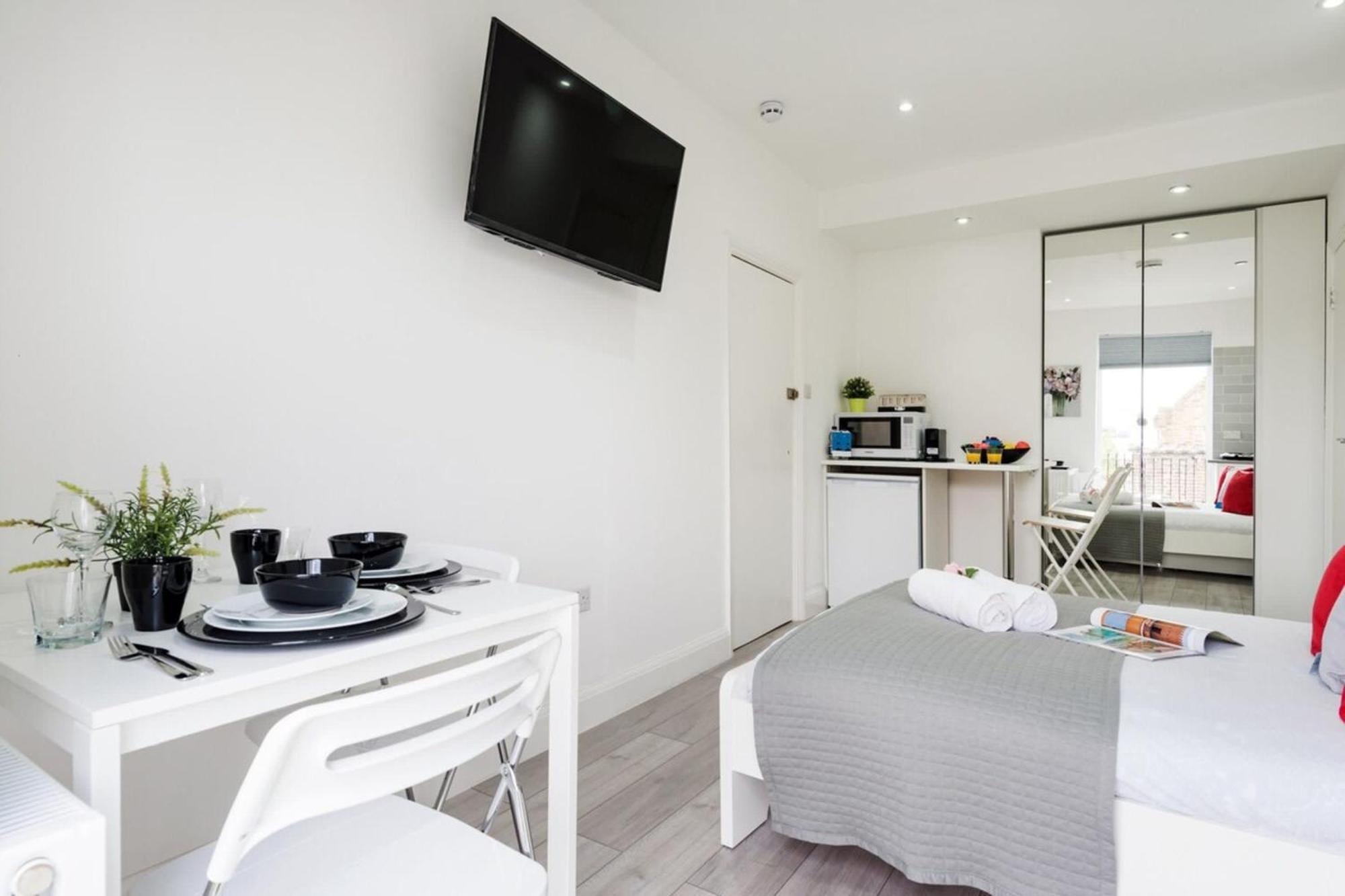 The Armadale Road Ii * Londen