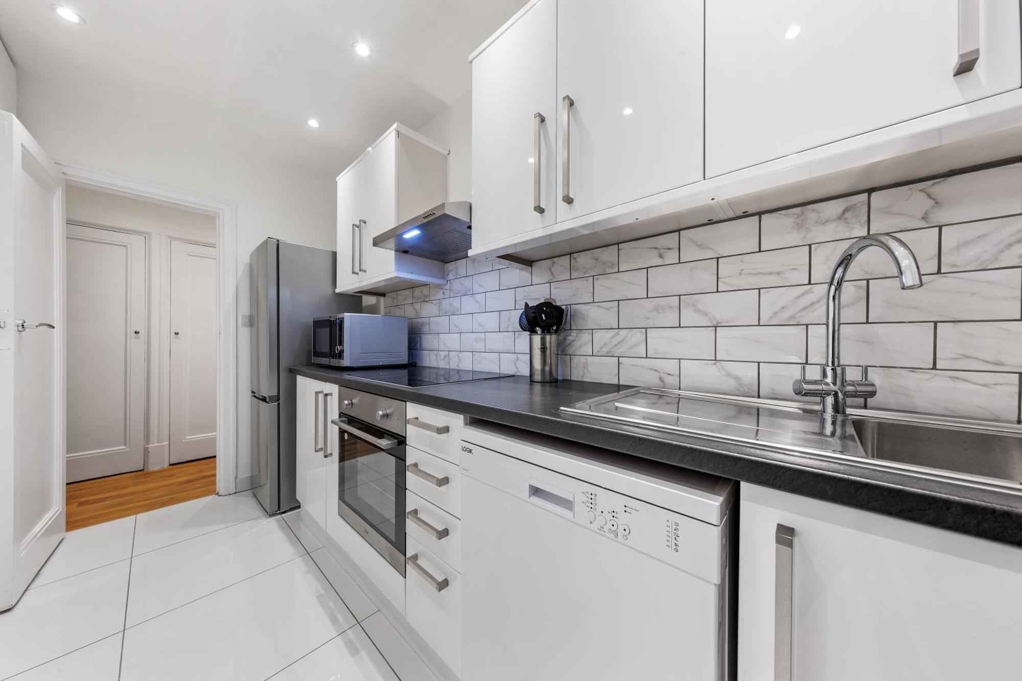 Modern In Marble Arch