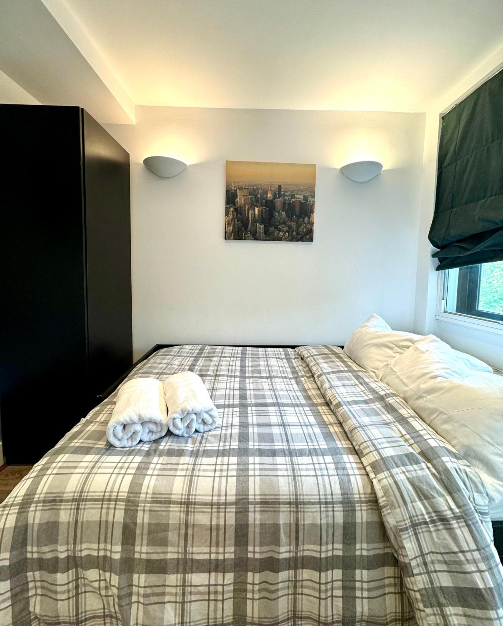 The Crib - 3 Bedroom Central By Wild Apartment