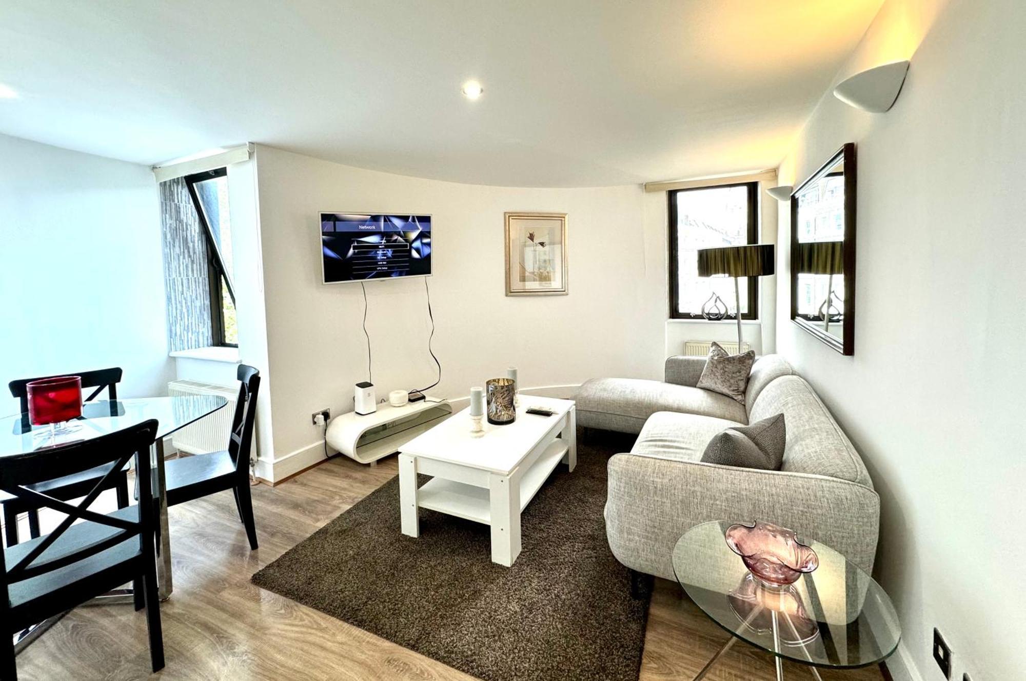 The Crib - 3 Bedroom Central By Wild