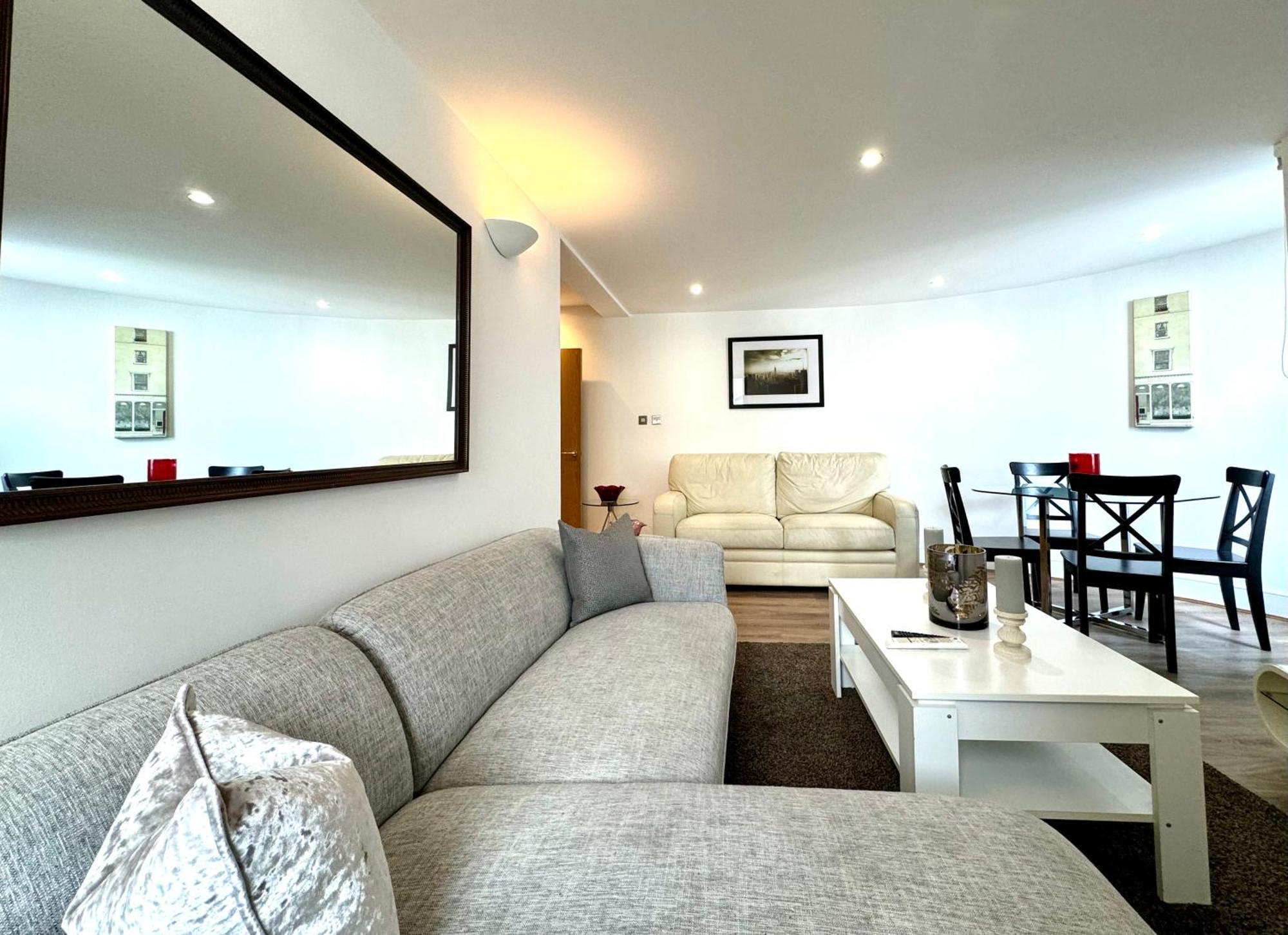 The Crib - 3 Bedroom Central By Wild * London