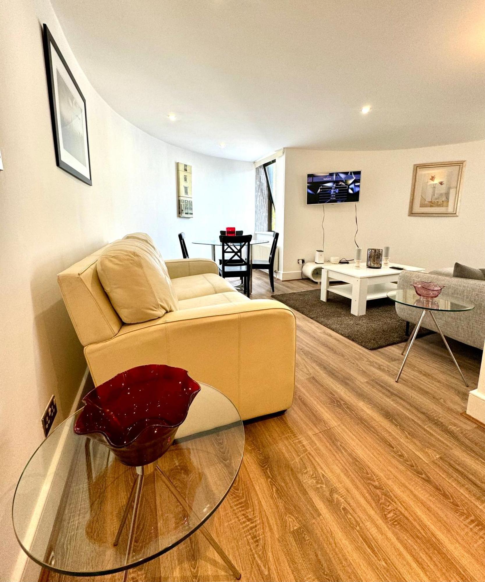 Apartment The Crib - 3 Bedroom Central By Wild London