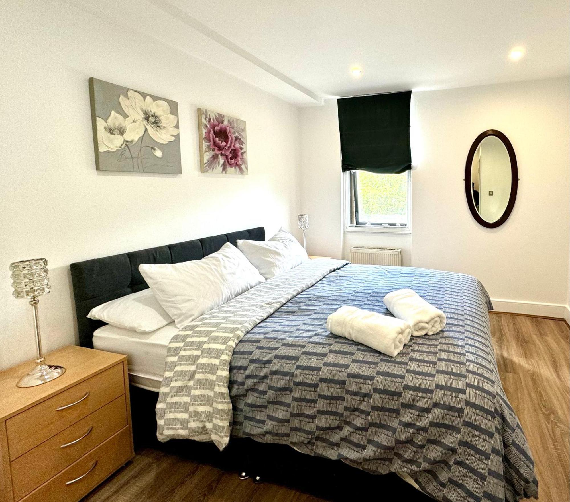 The Crib - 3 Bedroom Central By Wild Apartment London