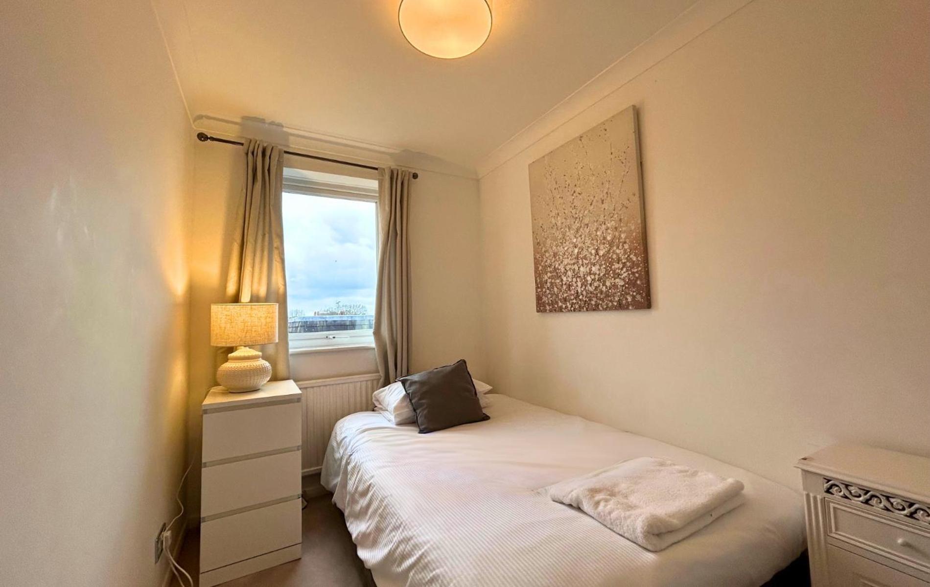 Hébergement de vacances Putney Stylish Fantastically Located 4 Bedroom Townhouse *
