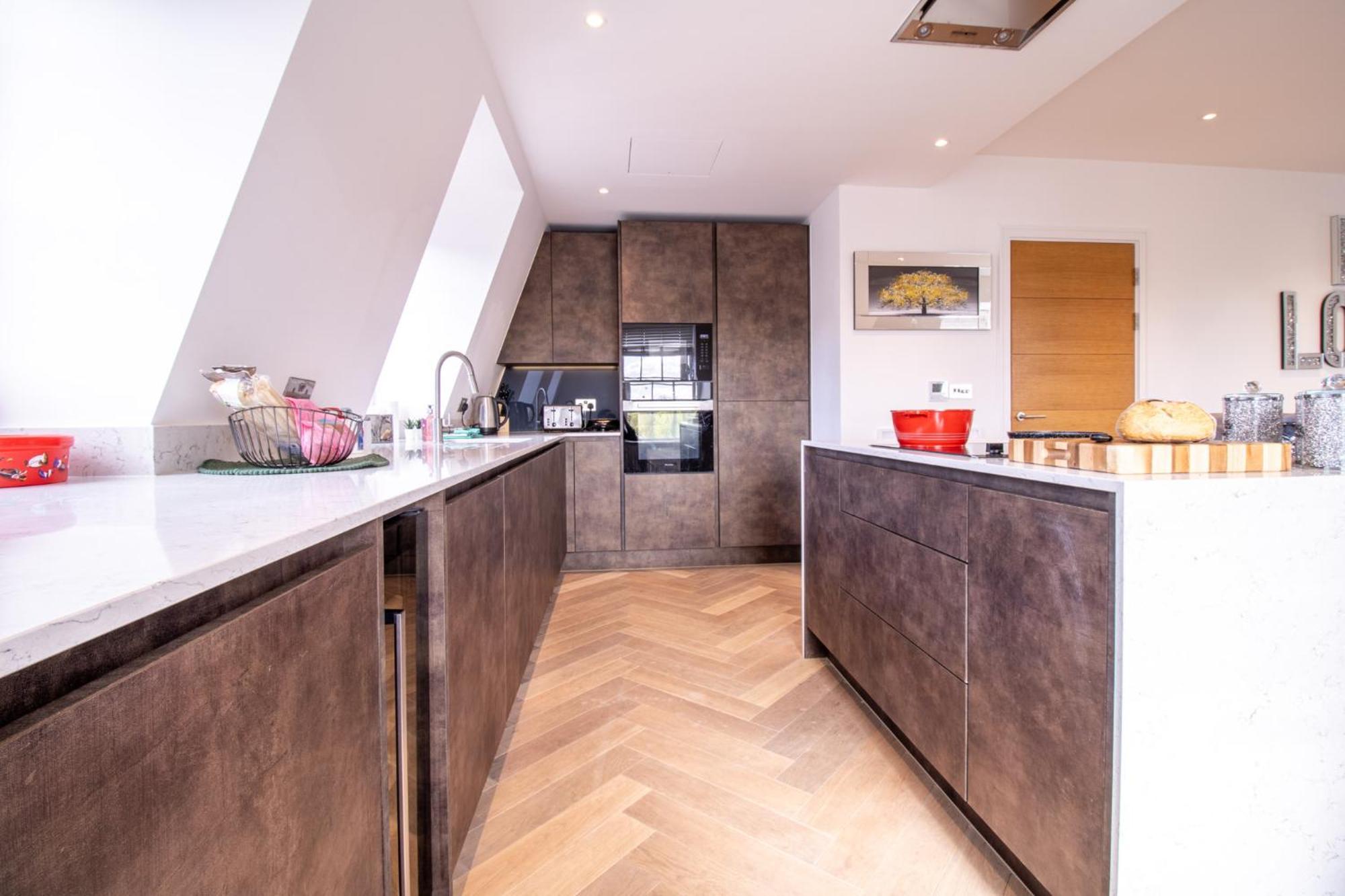 Elegant 3-bedroom Penthouse In Marble Arch 70 * London