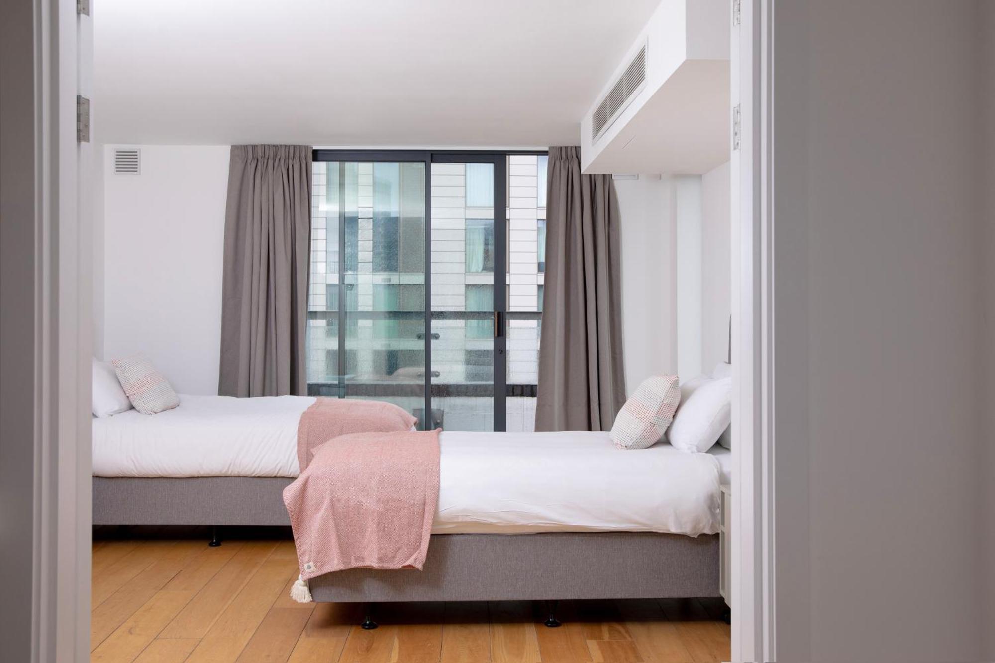 Bob W Tower Hill Residences *