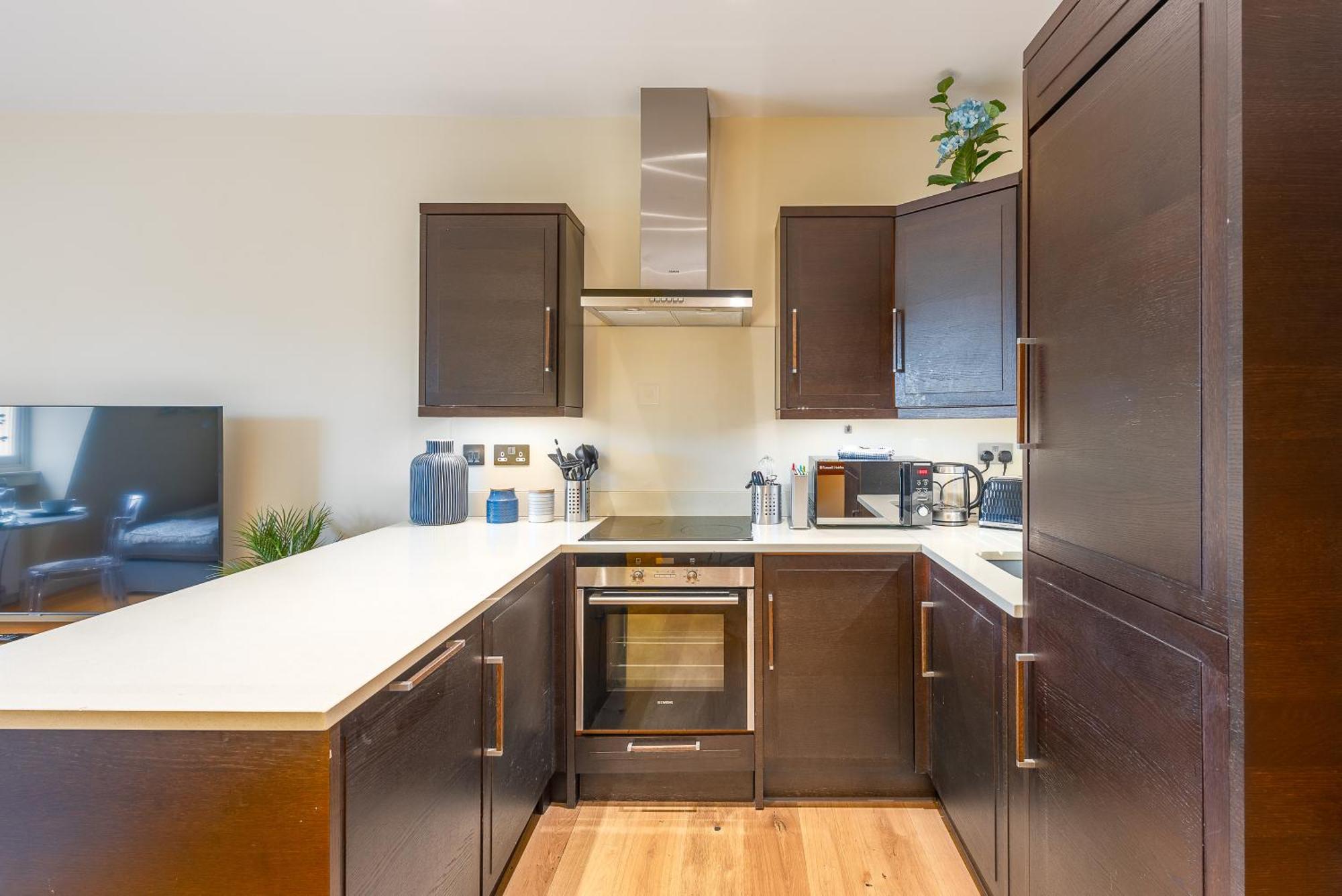 Appartement Moments From Hyde Park & Notting Hill With Free Luggage Storage And Washing Machine *