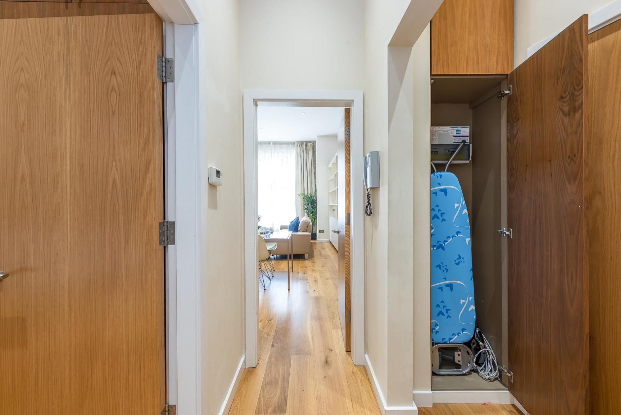 Appartement Moments From Hyde Park & Notting Hill With Free Luggage Storage And Washing Machine *