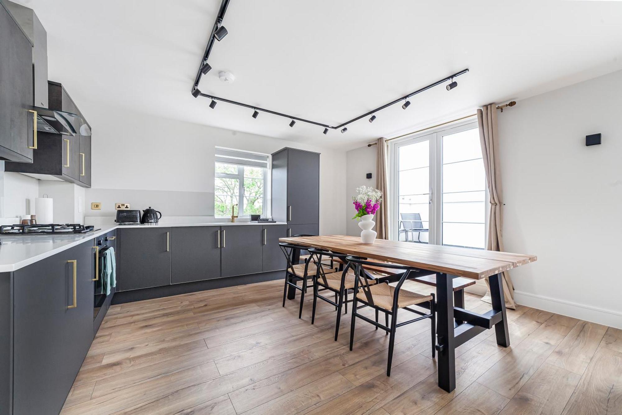 Arte - Serviced For Leisure And Business - Private Parking - 12 Minutes Walking From Wembley Stadium Apartamento Londres