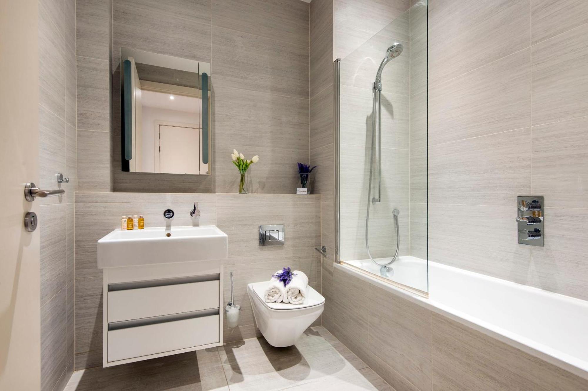 Vibrant 2br Retreat In Baker Street Londres