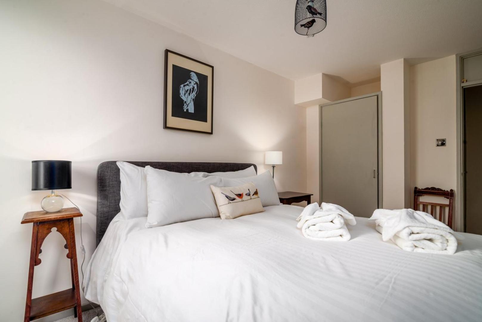 Ferienhaus Guestready - Beautiful 2br Townhouse W Garden *