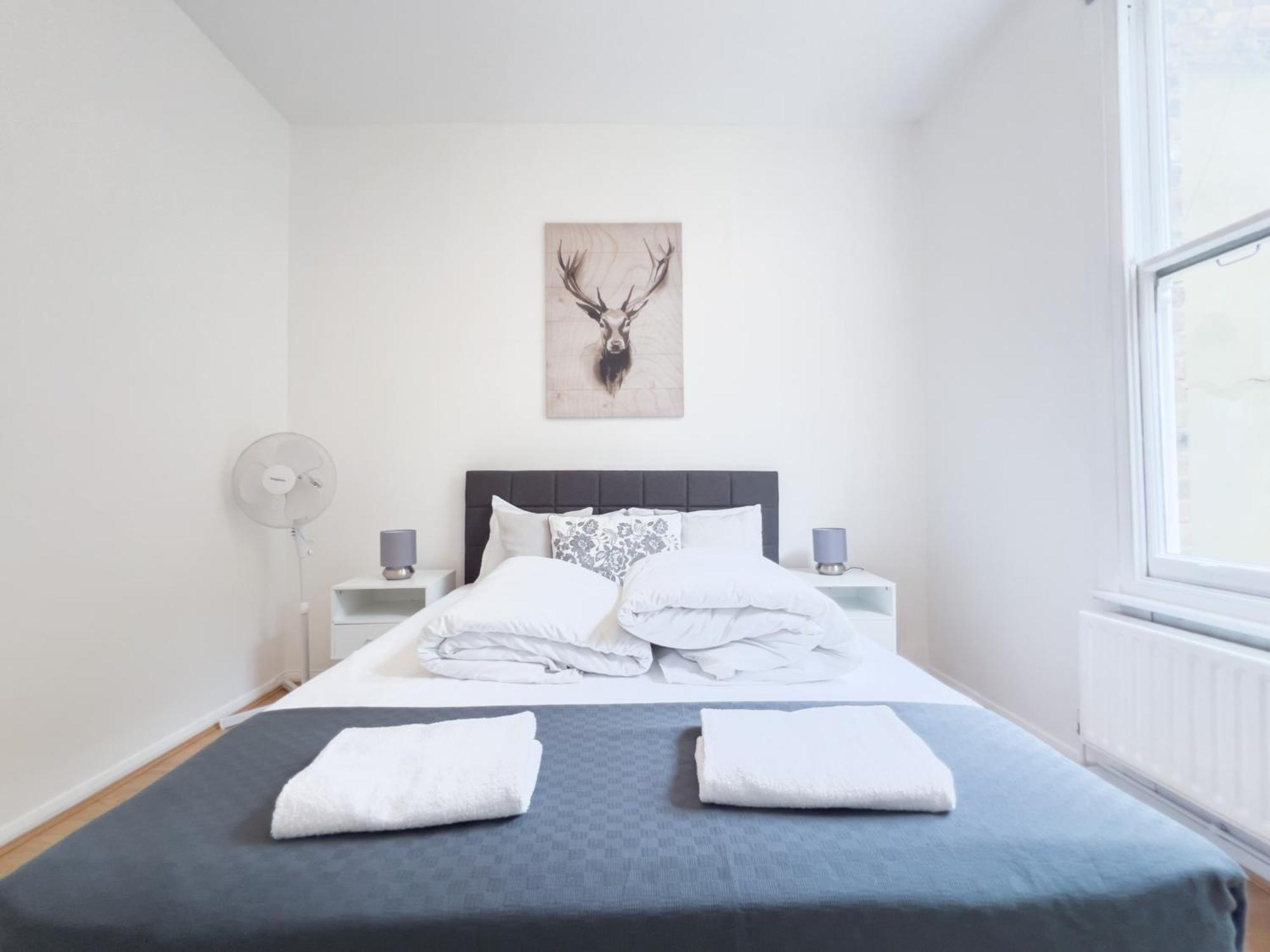 Pleasant 1 Bedroom Camden -on 1st Floor London
