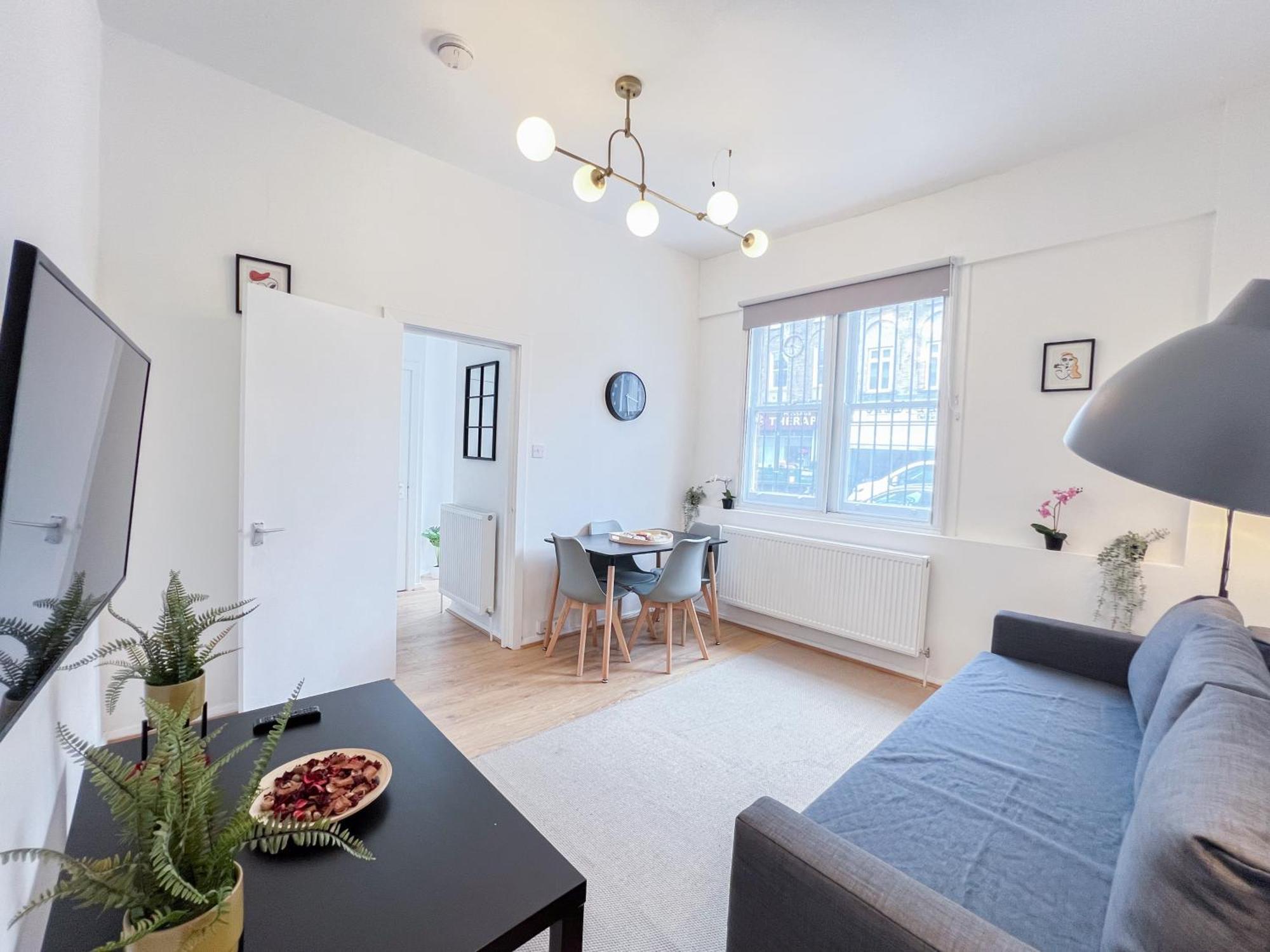 Pleasant 1 Bedroom Camden -on 1st Floor Apartment