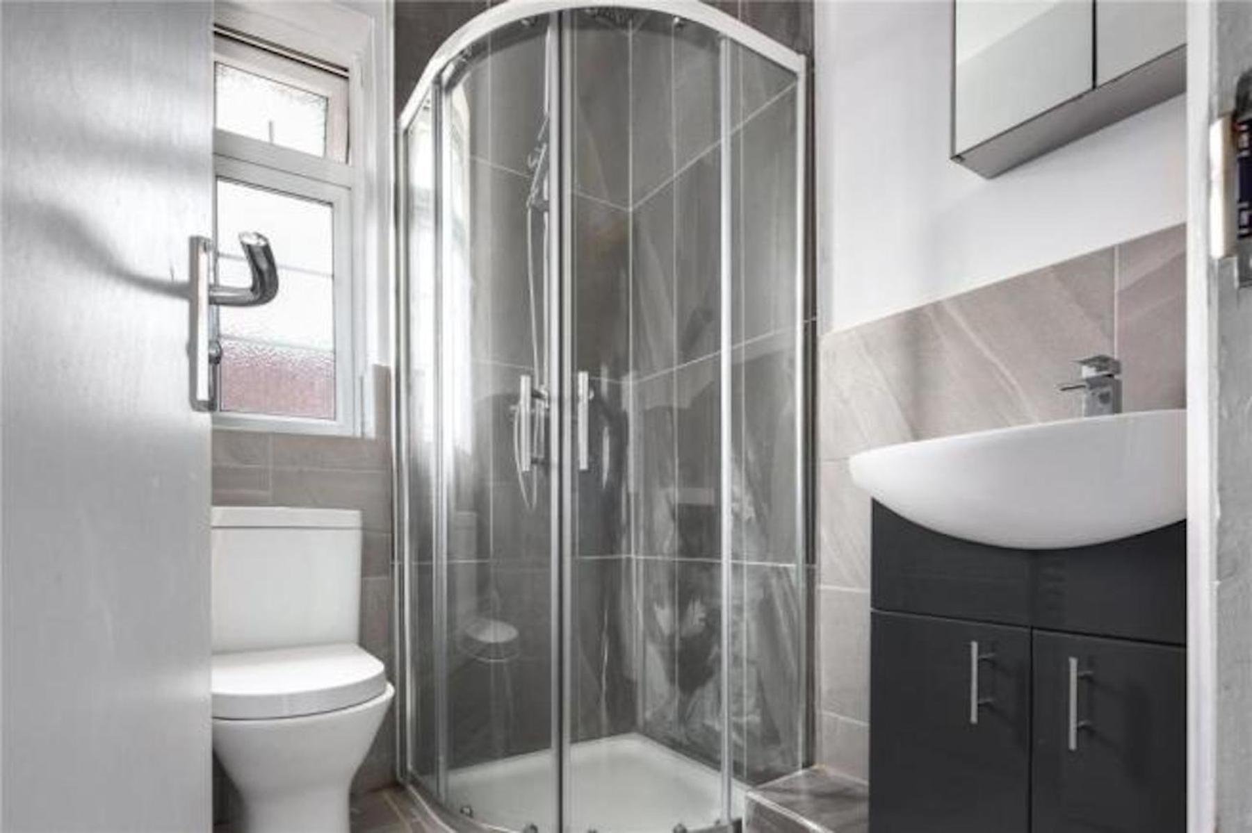 In Guest - Limehouse Townhomes Modern Spacious Serviced Double * Londres