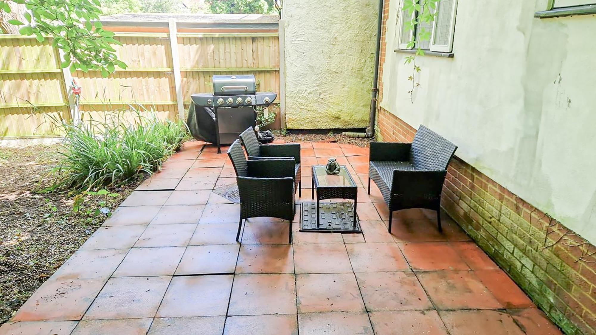 Apartamento Cosy Near Hampstead Heath With Free On-site Parking & Private Gardens, Golders Green