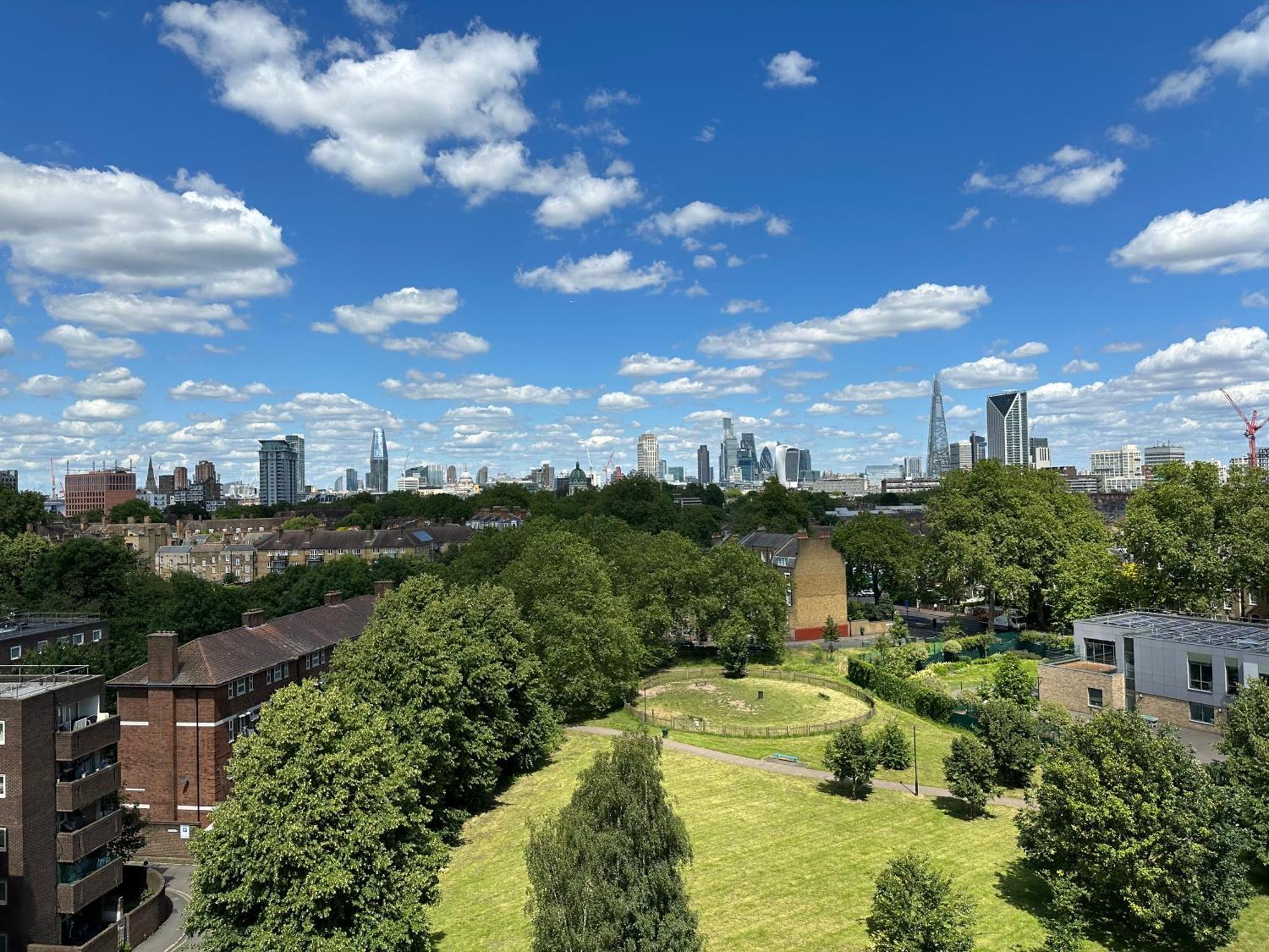Shard Bed and breakfast *