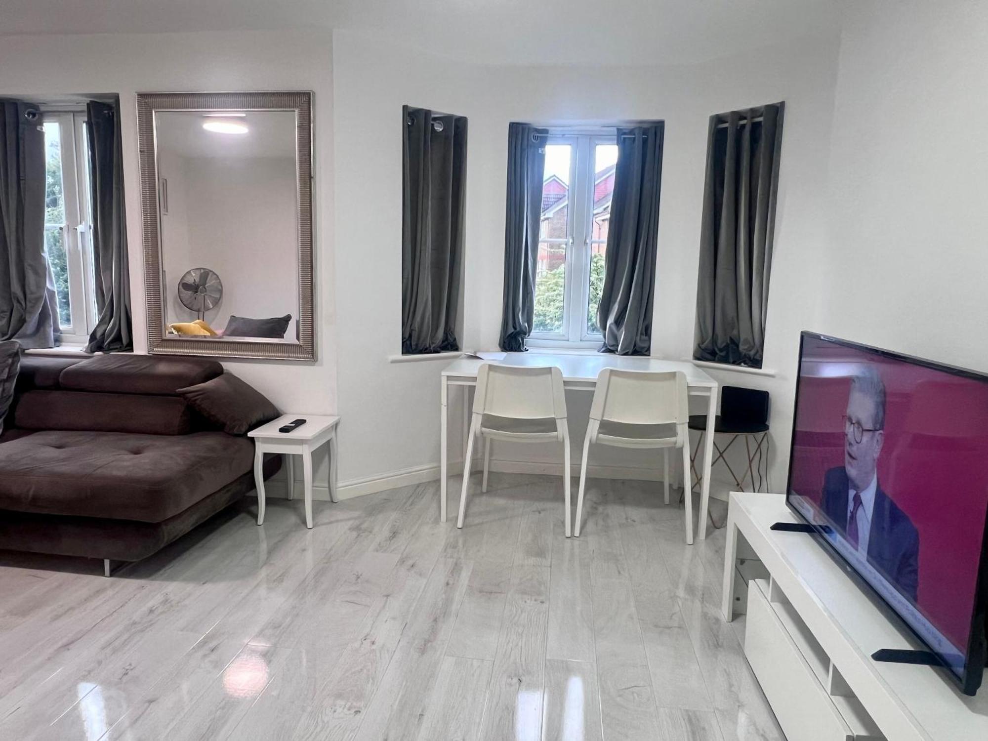 Royallodge Apartment