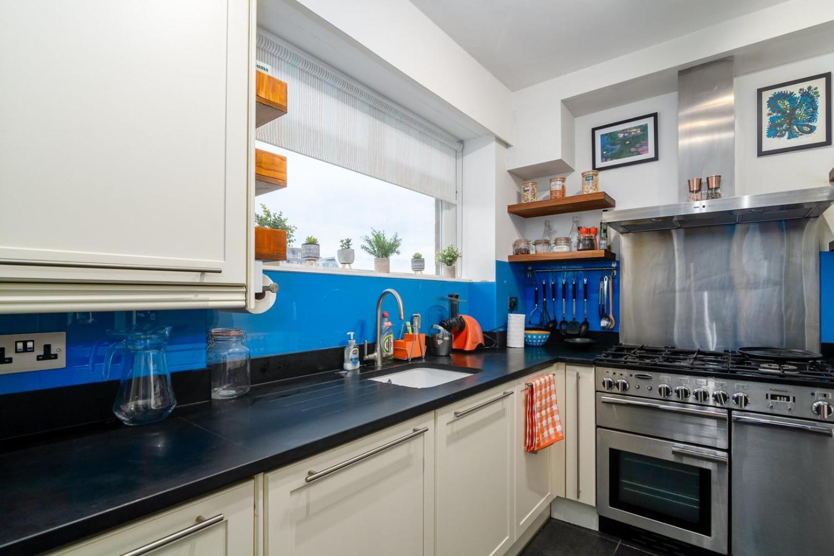 Guestready - Vibrant Near Eye Apartamento