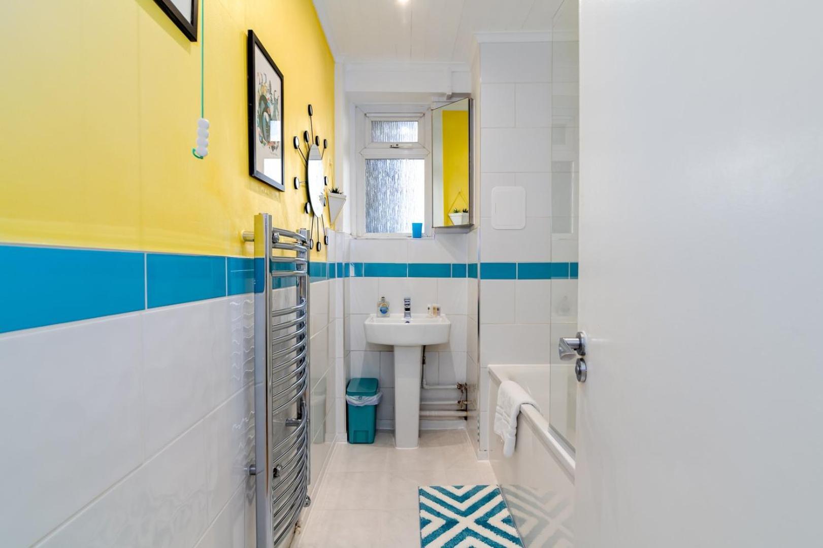 Guestready - Vibrant Near Eye Apartamento