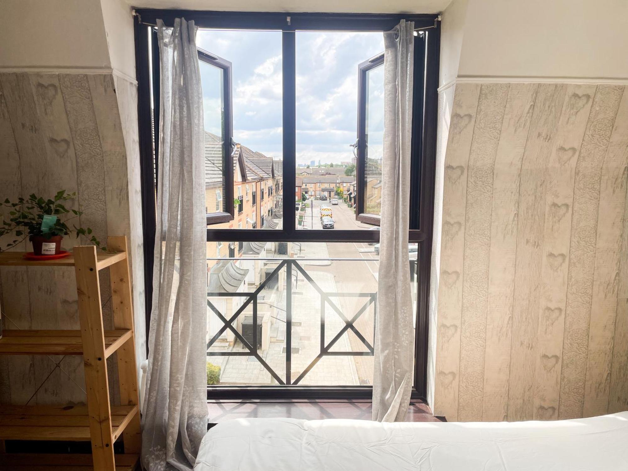Flat Close To Canary Wharf & Greenwich O2 Londen