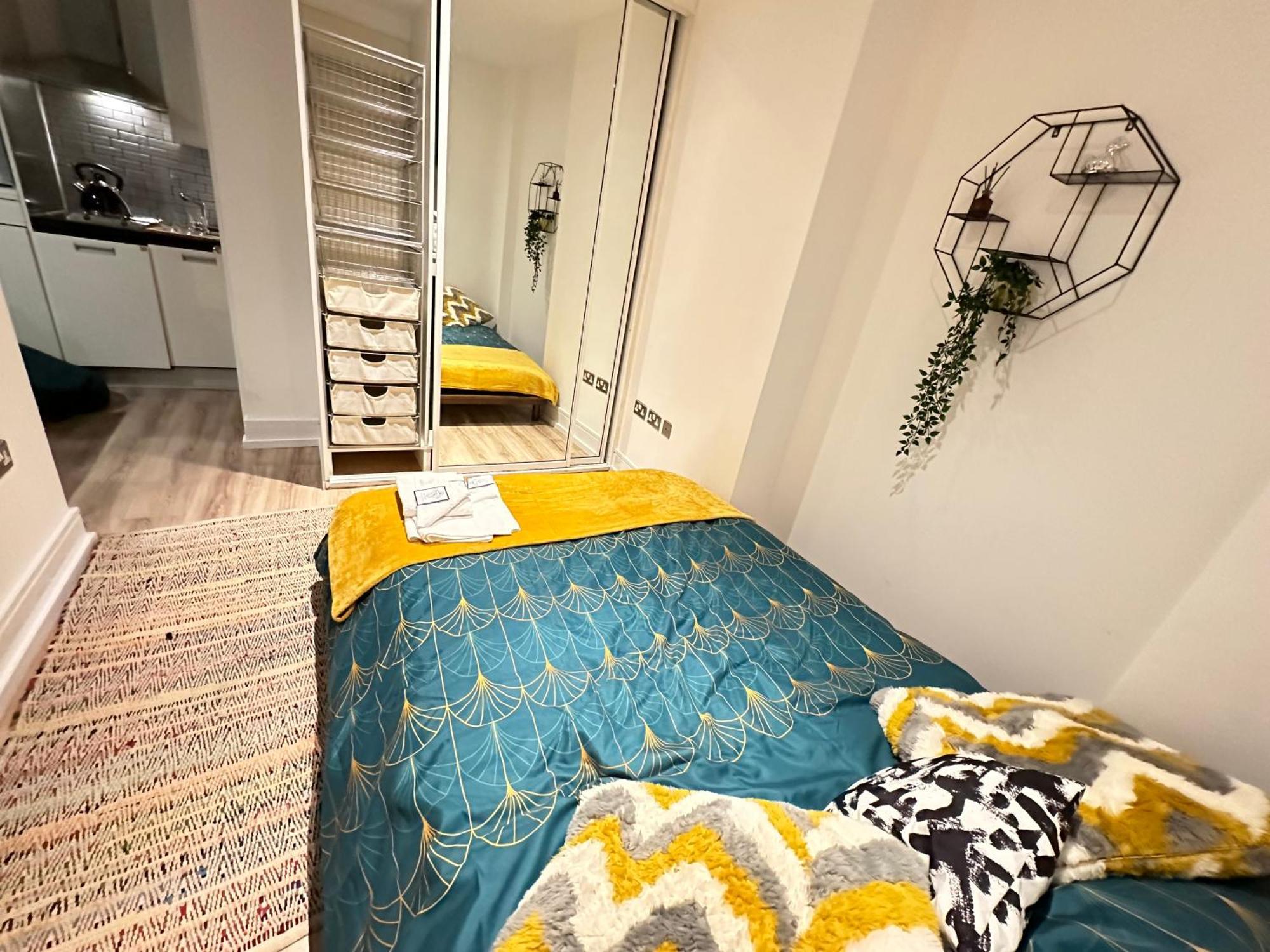 Apartamento Cosy High Street 30 Seconds From Station