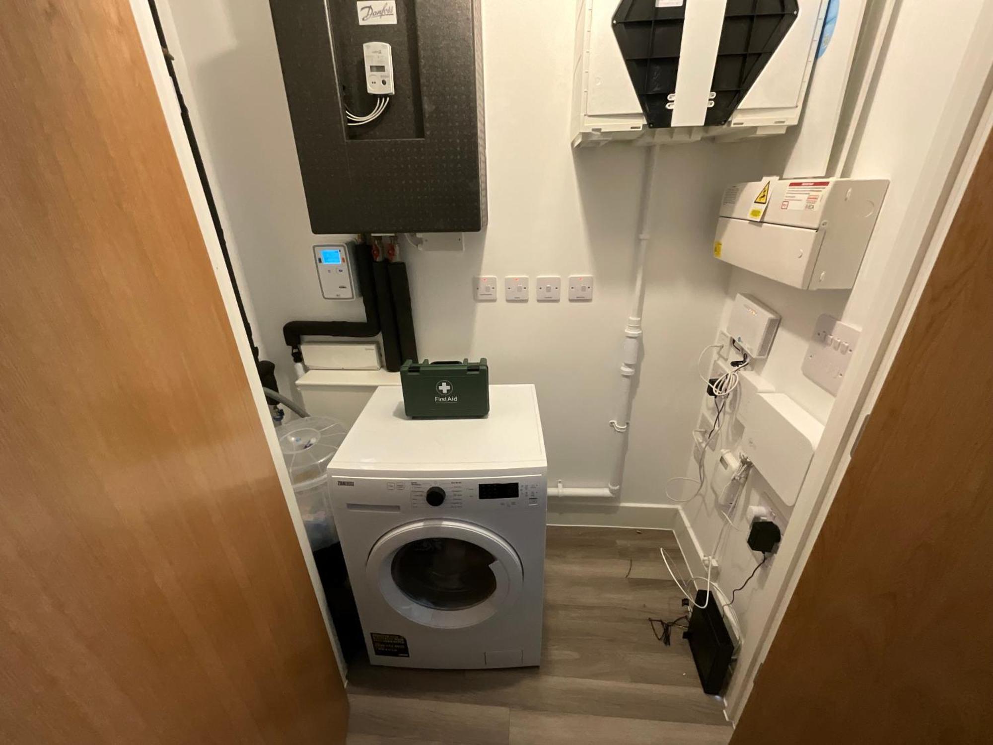 Appartement Deluxe Double Bed In Shared Near Canary Wharf, Airport & O2 Arena With Thames View Londres