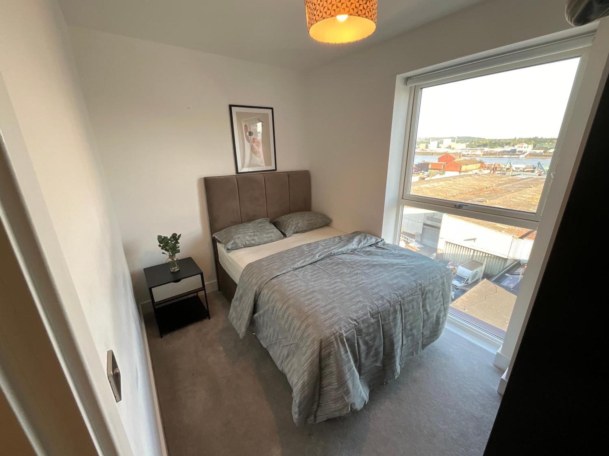 Appartement Deluxe Double Bed In Shared Near Canary Wharf, Airport & O2 Arena With Thames View *