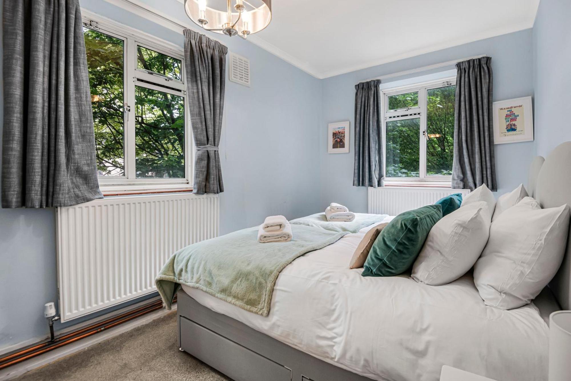 Pass The Keys - Modern Trendy Battersea Apartment London
