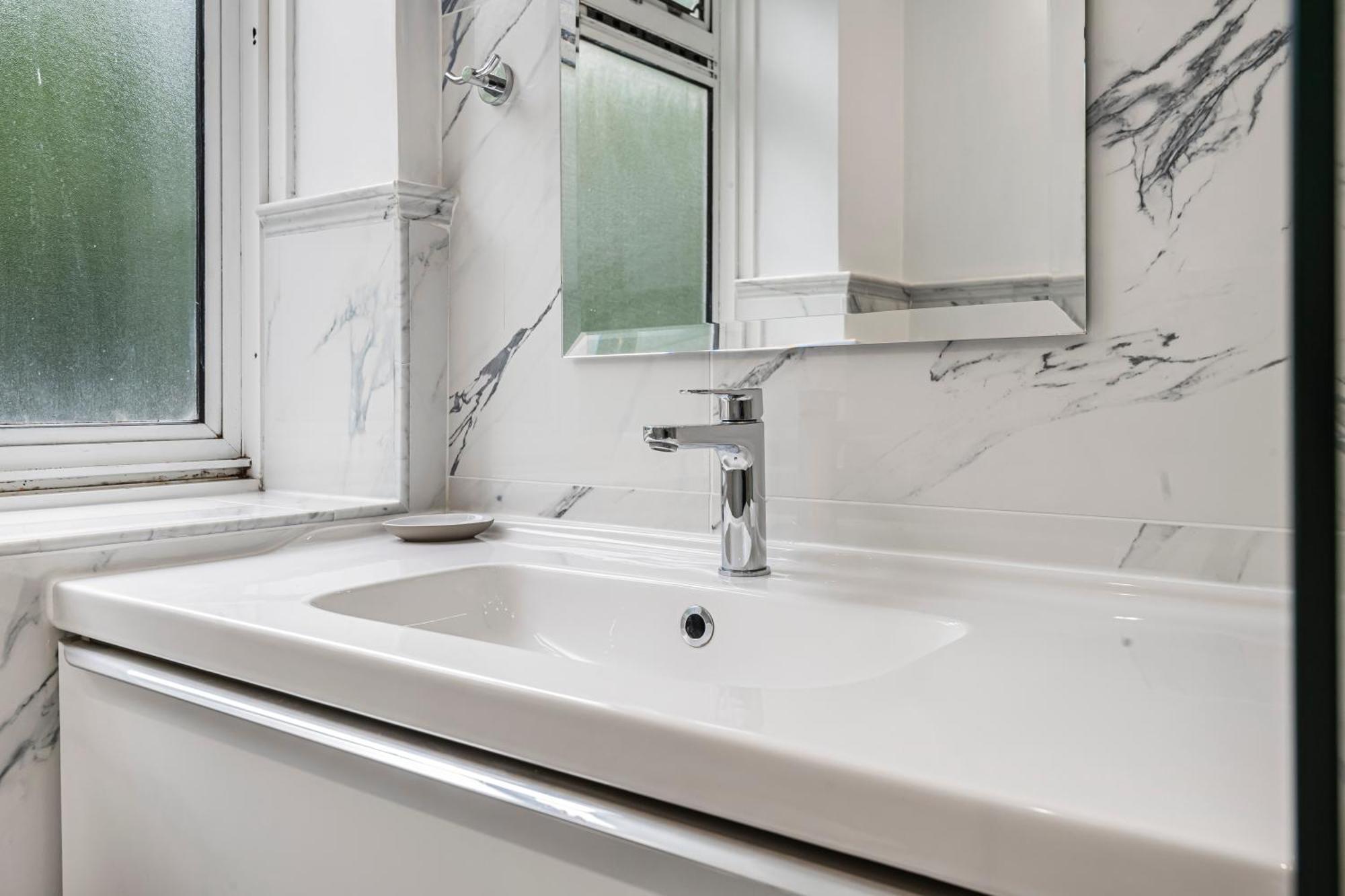 Apartment Pass The Keys - Modern Trendy Battersea
