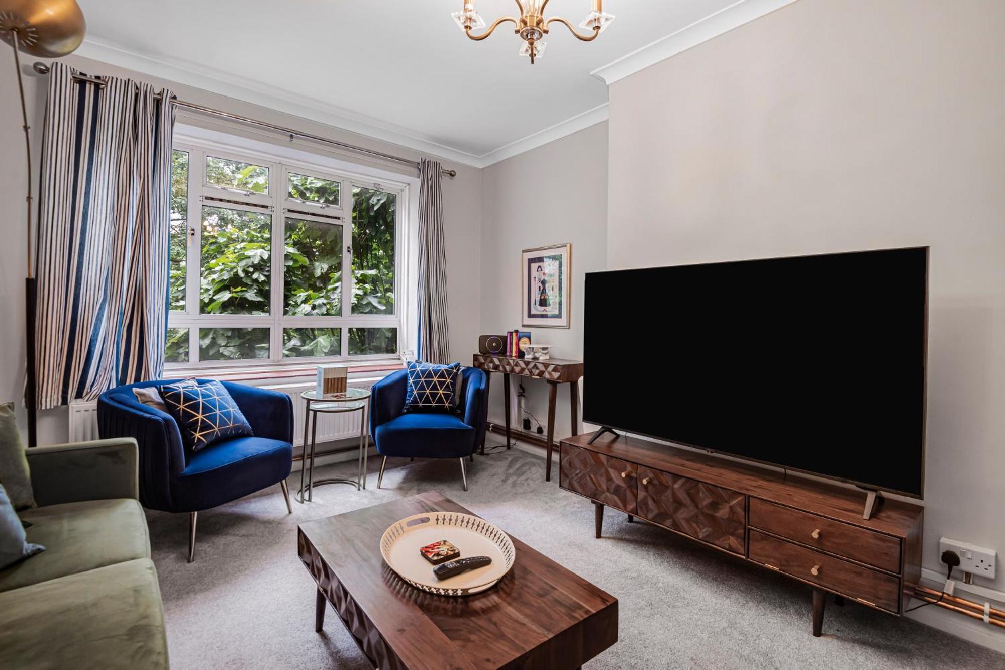 Pass The Keys - Modern Trendy Battersea * London