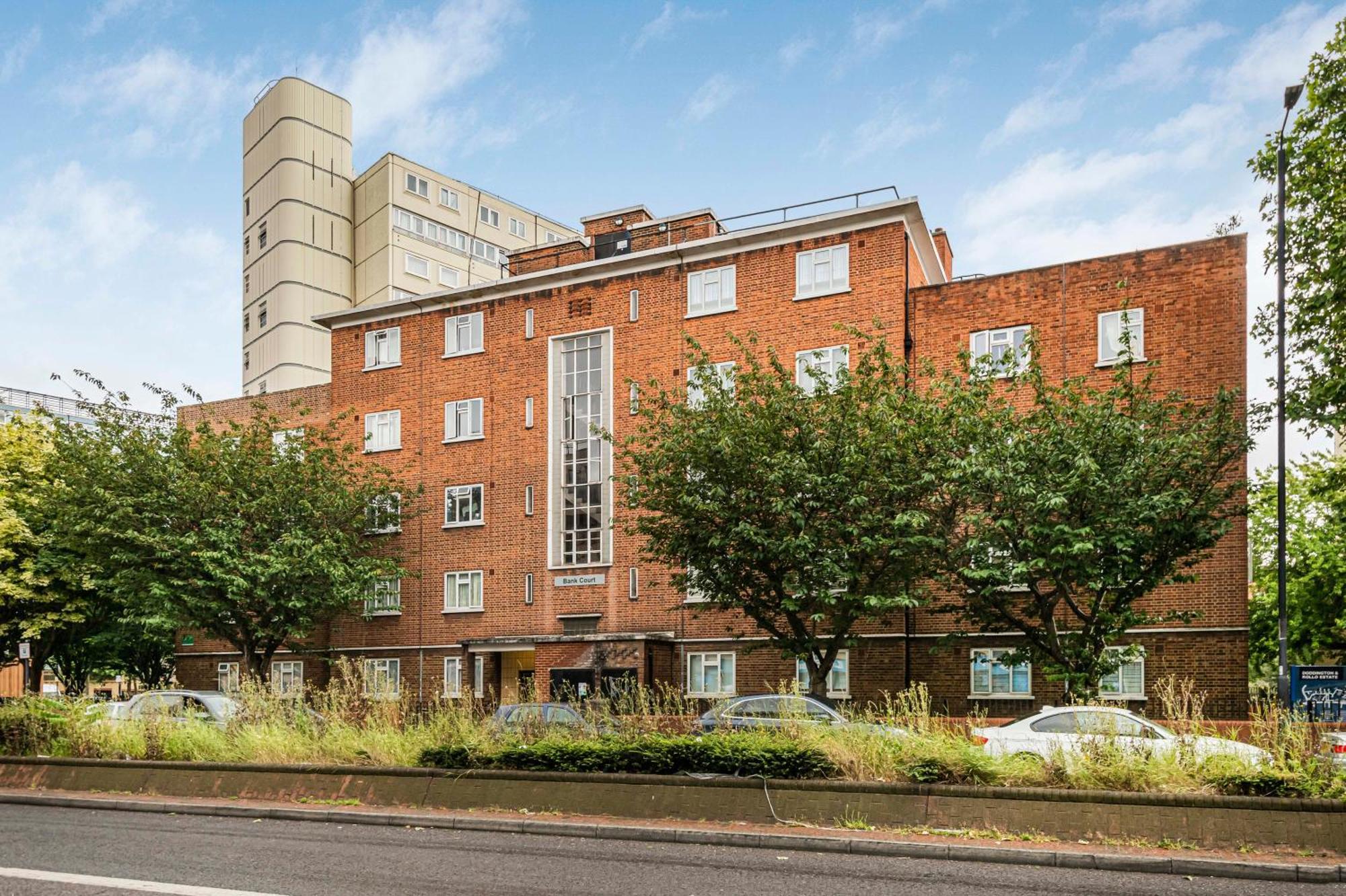 Pass The Keys - Modern Trendy Battersea * London