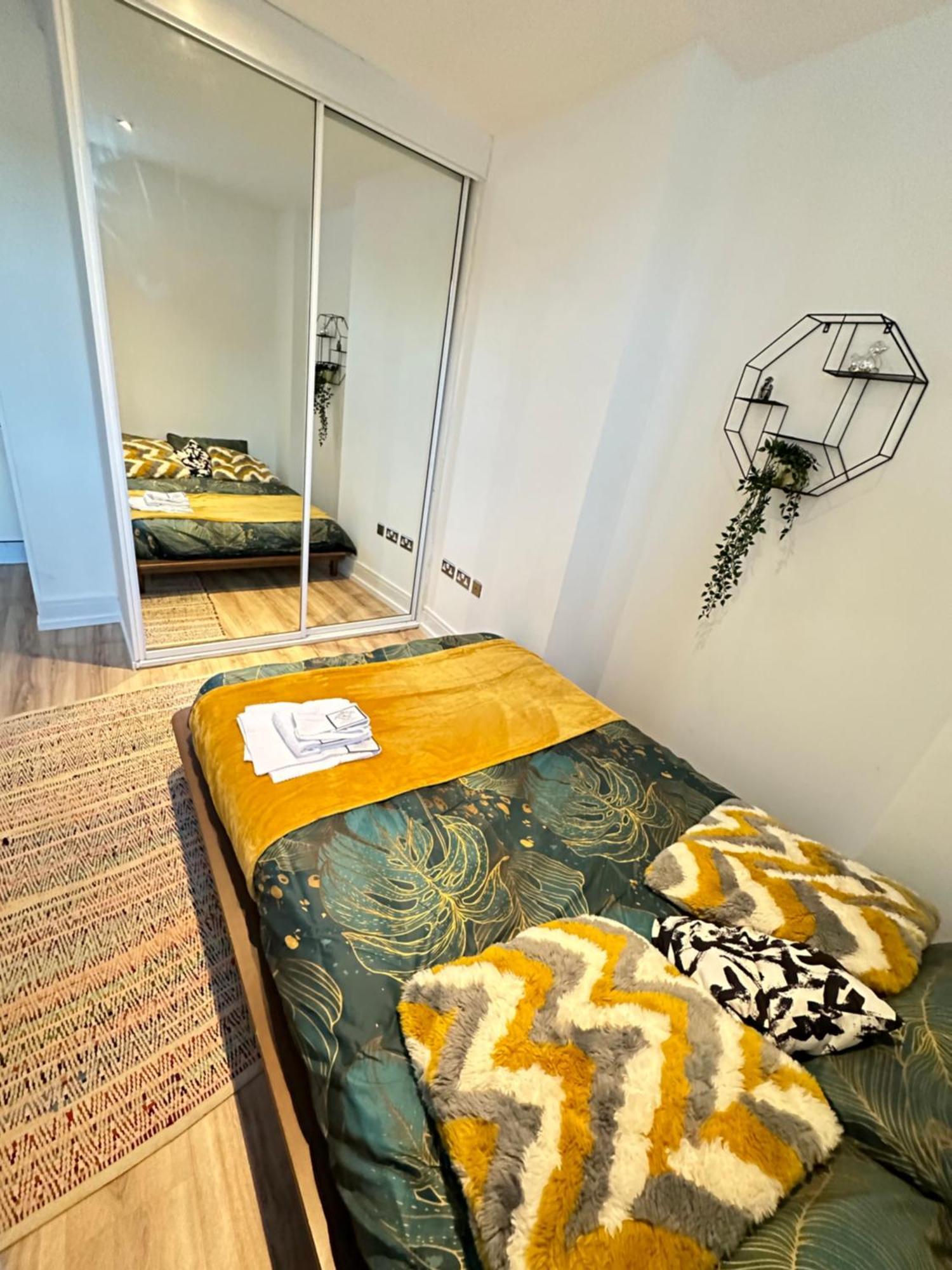 Apartamento Cosy High Street 30 Seconds From Station *
