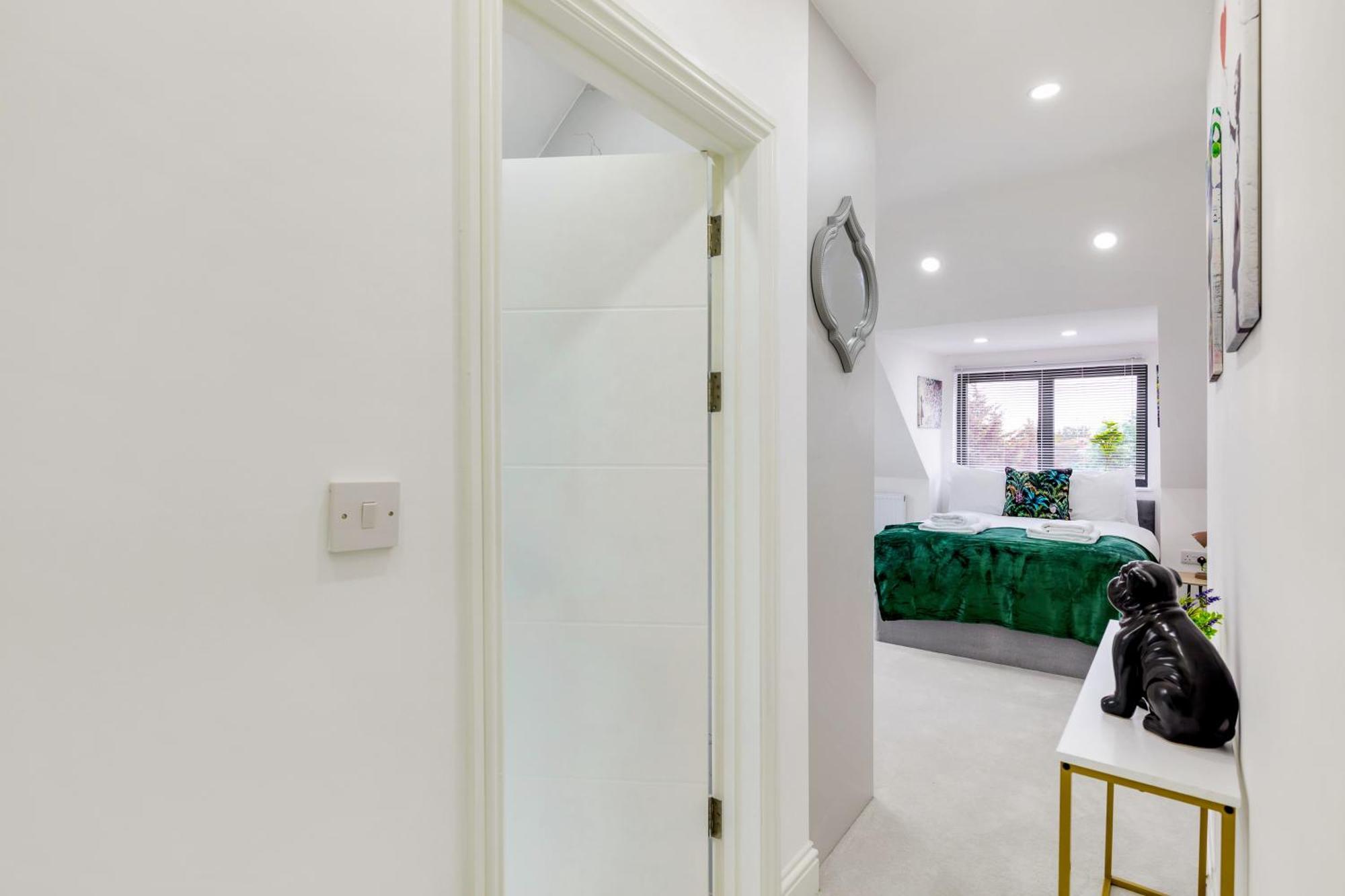 Appartement Lux 5 Occupancy Flat Free Parking & Views Londres