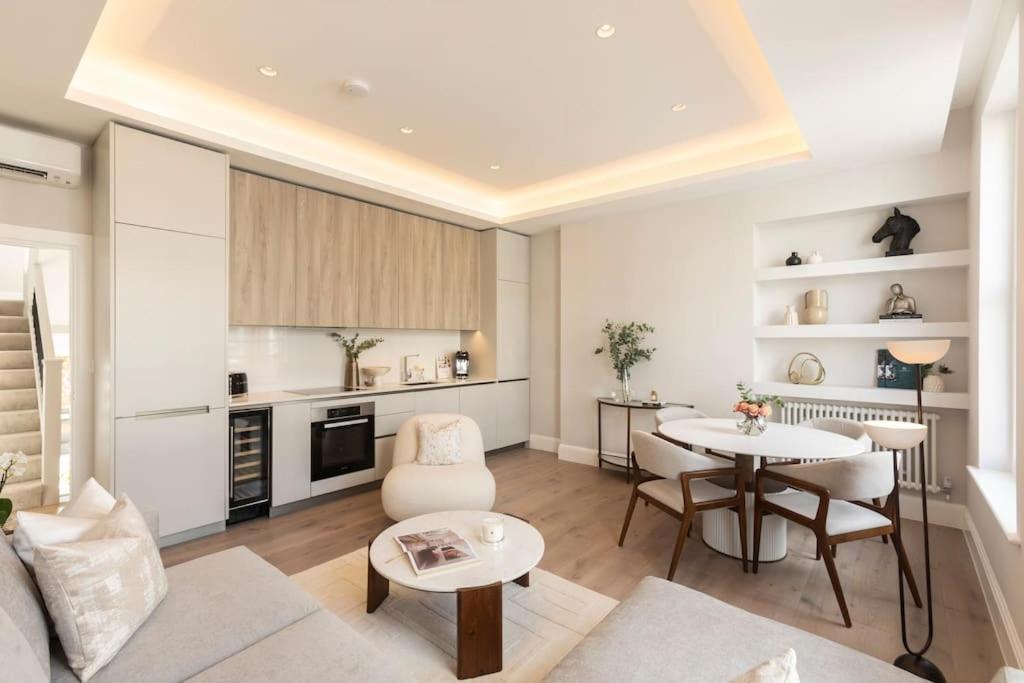 Superb 3 Bed Notting Hill Сasa de vacaciones Londres