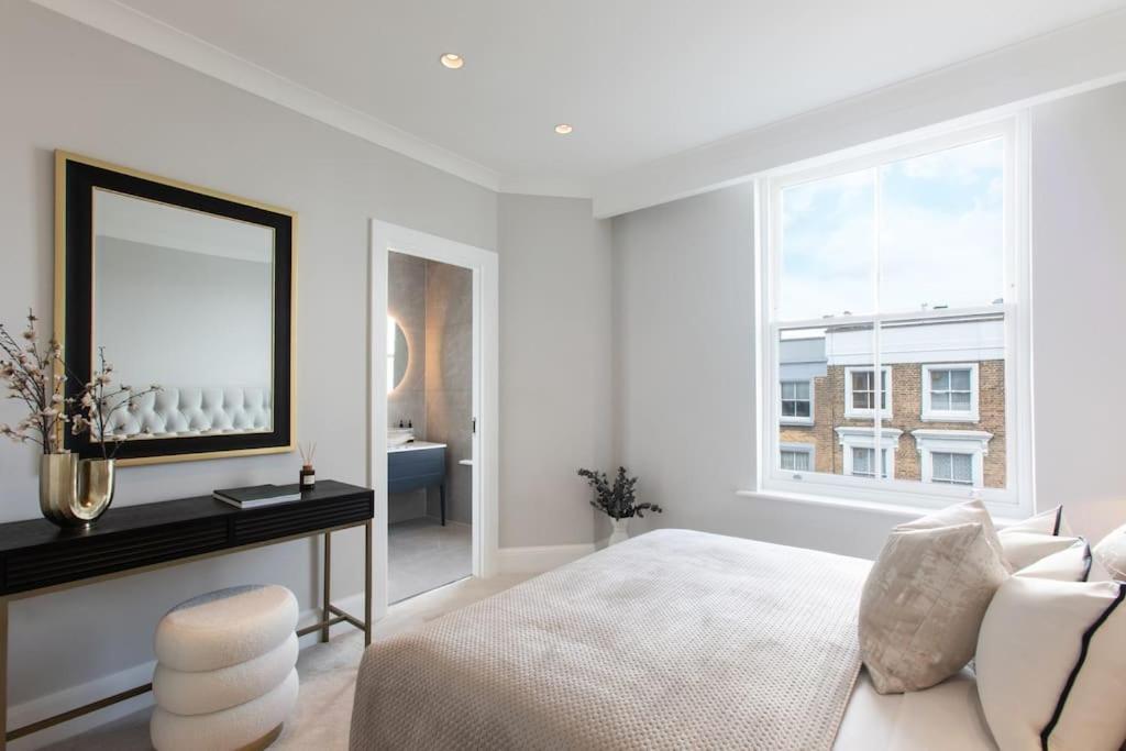 Superb 3 Bed Notting Hill Сasa de vacaciones *