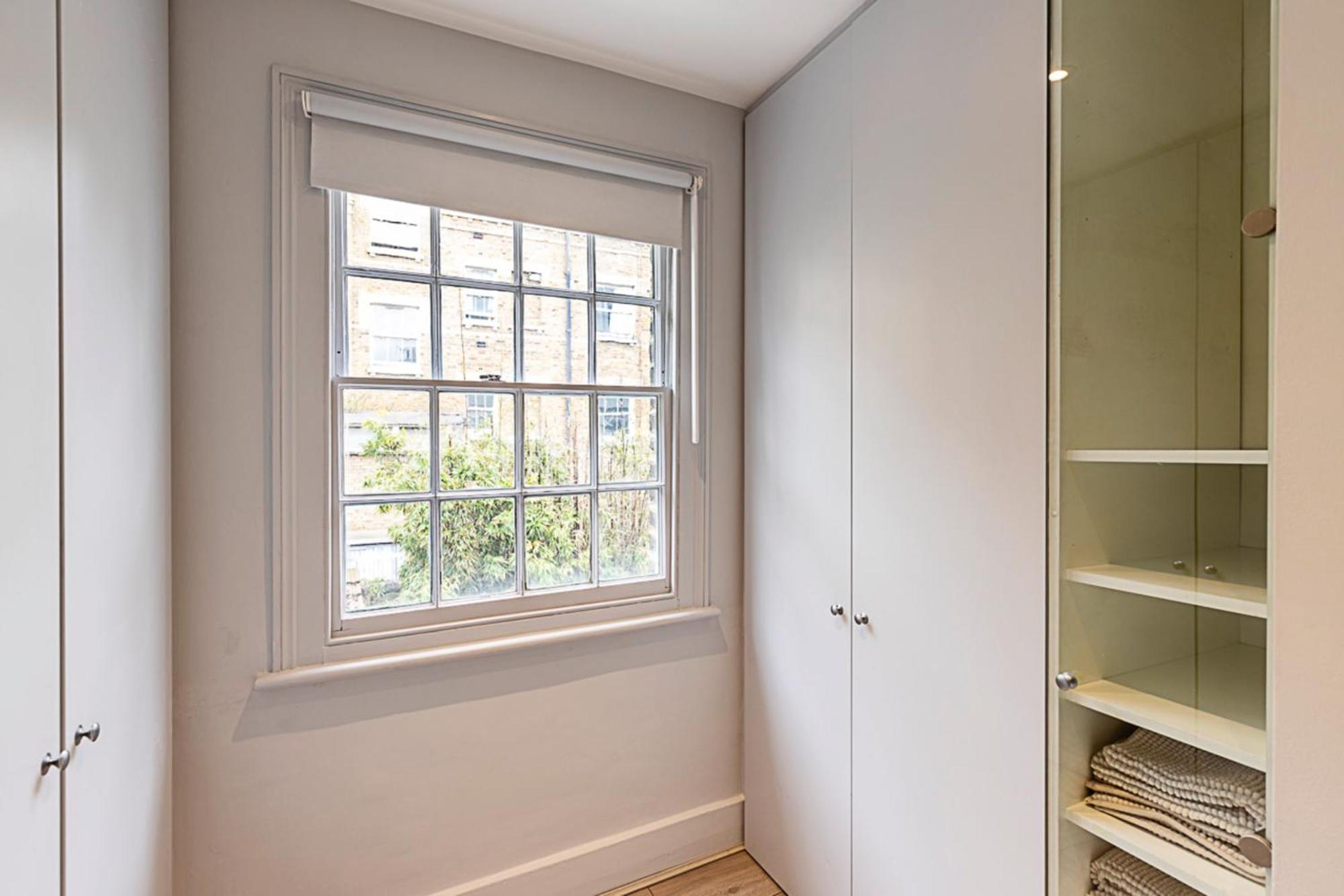Renovated Historic & Garden In Enclave * Londres