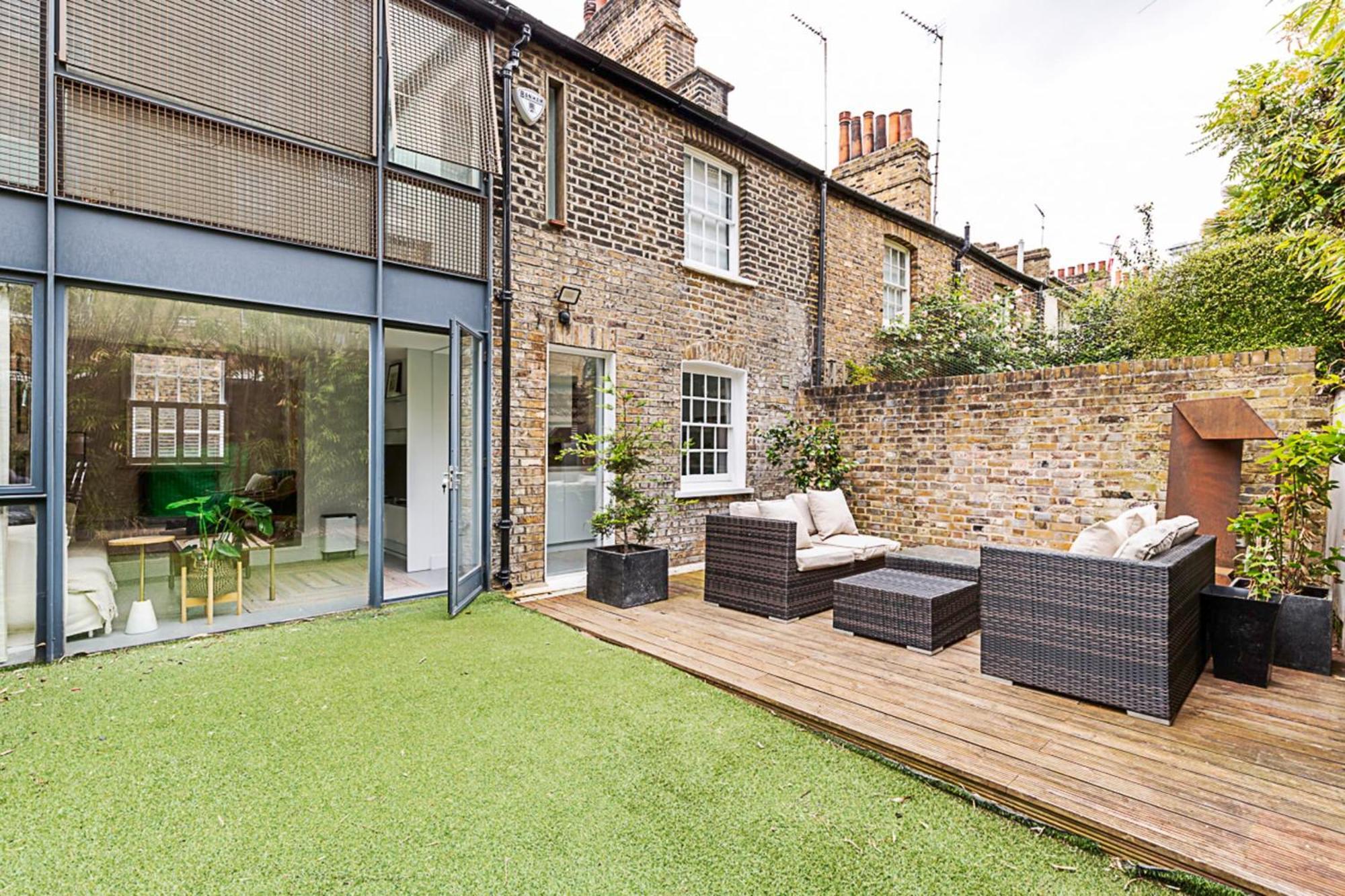 Renovated Historic & Garden In Enclave Londres