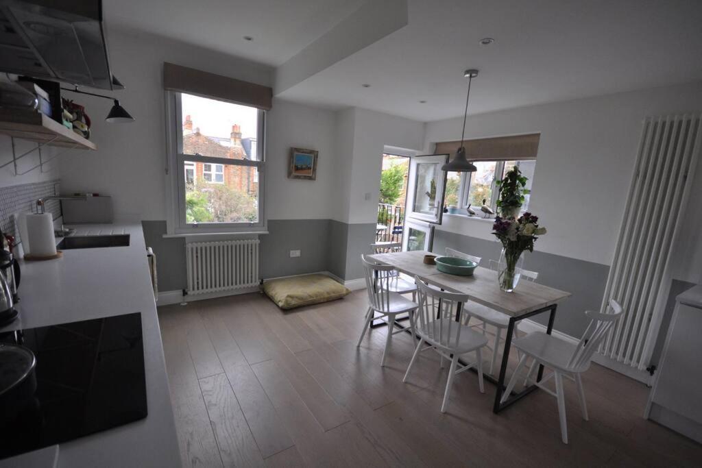Apartment Lovely 2-bed Maisonette With Garden Close To River In Barnes - Mortlake