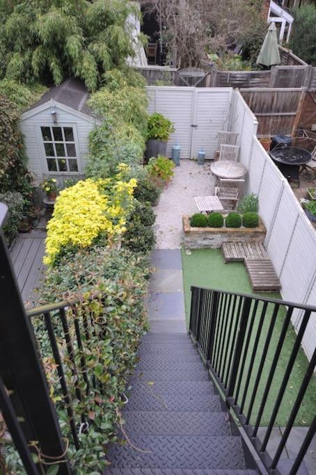 Lovely 2-bed Maisonette With Garden Close To River In Barnes - Mortlake * London