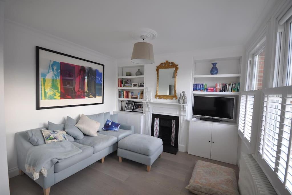 Lovely 2-bed Maisonette With Garden Close To River In Barnes - Mortlake Apartment