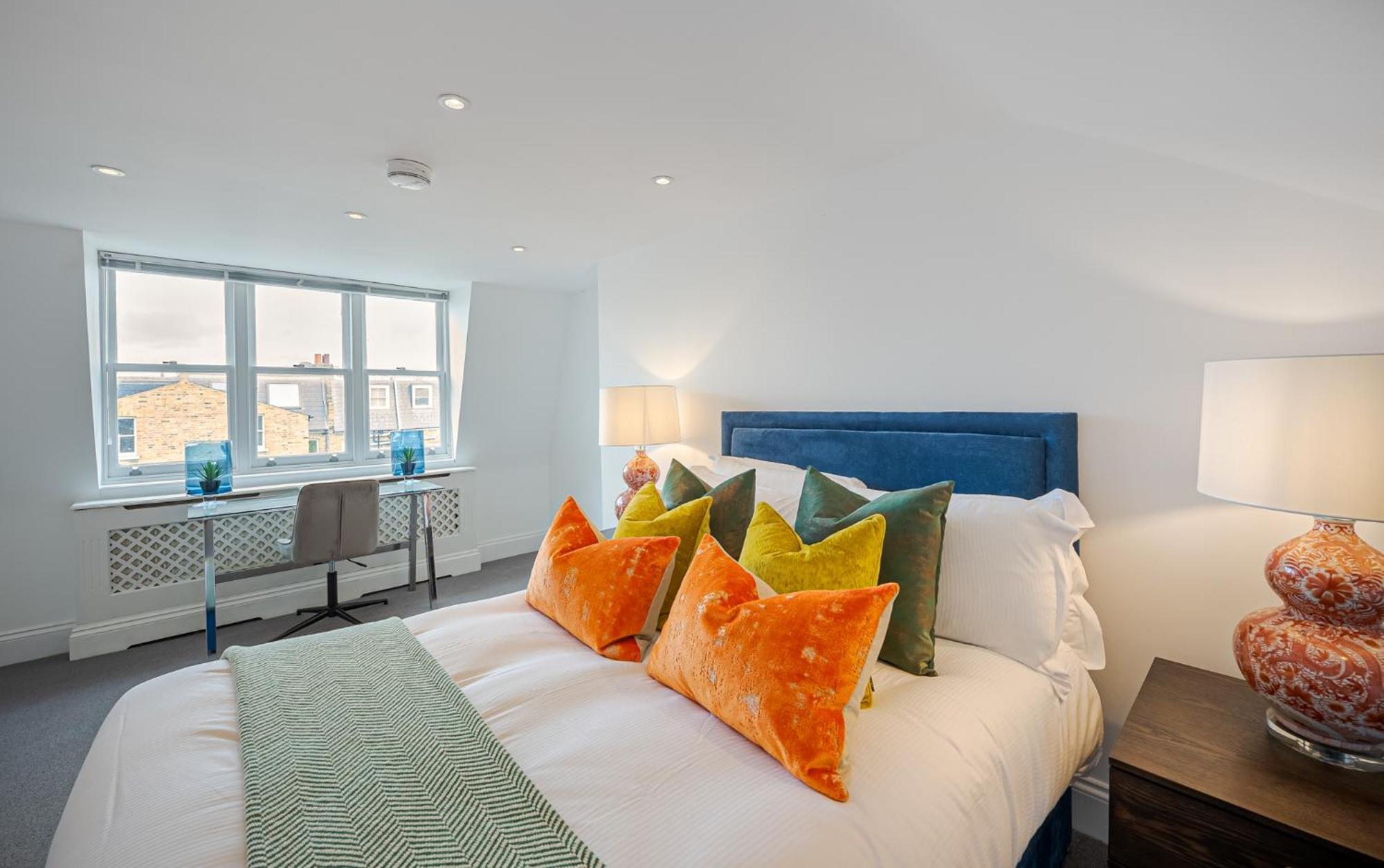 Charming 3bedroom In London