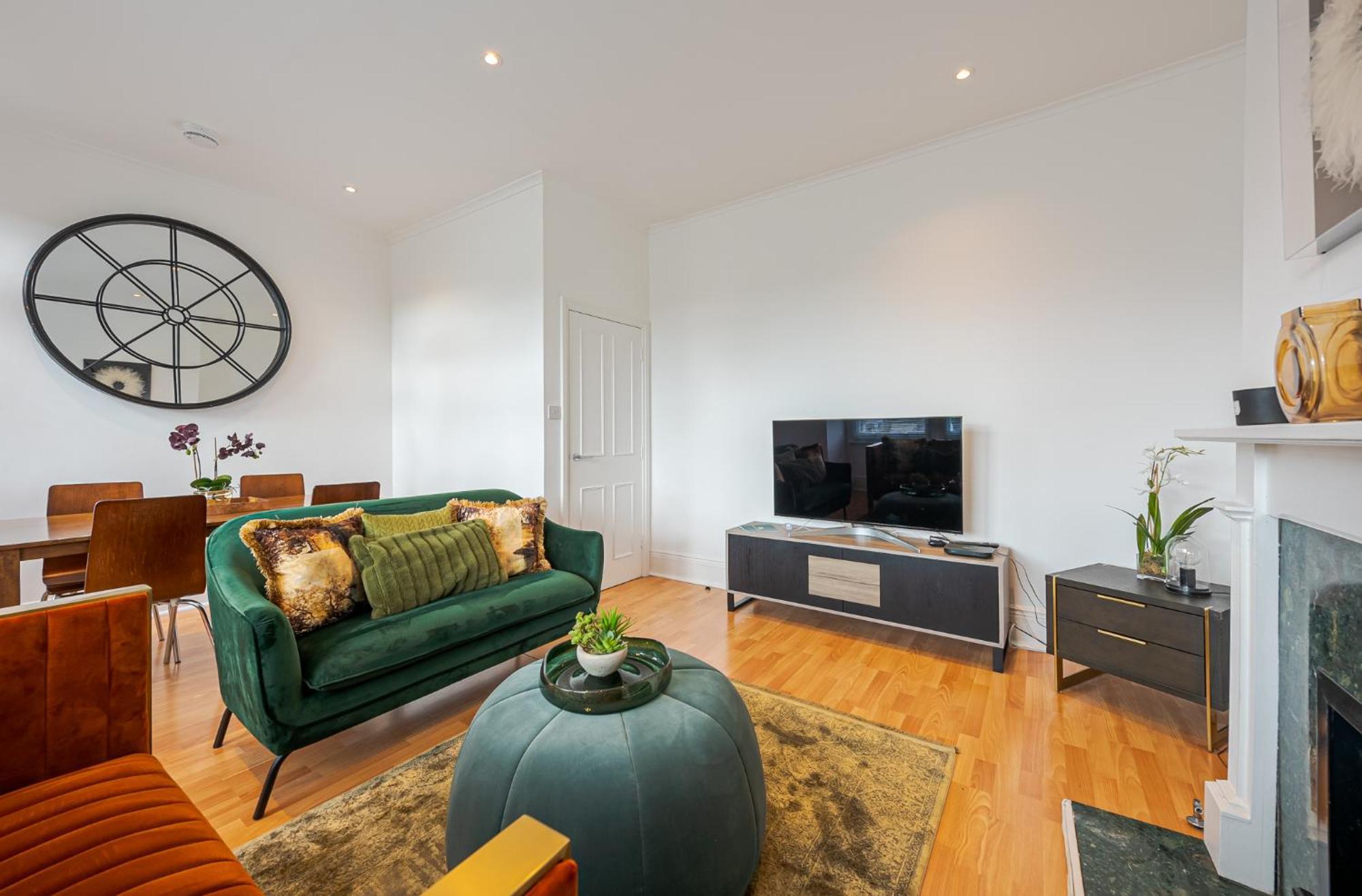 Charming 3bedroom In * London