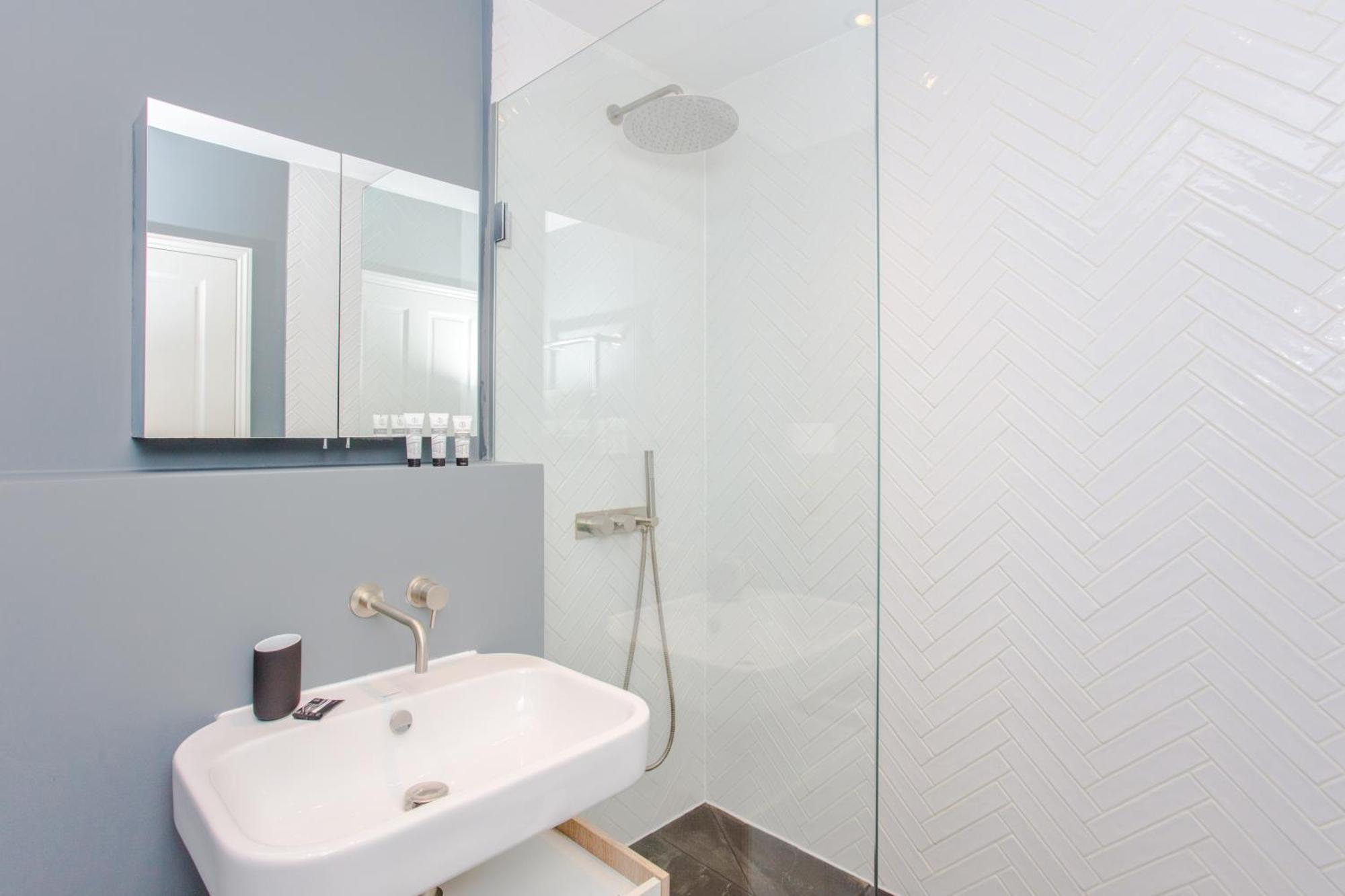 Modern&spacious 1 Bedroom In Apartamento