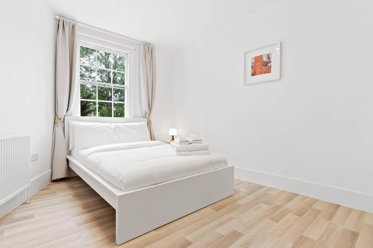 Airy Spacious 1 Bedroom Aprtment With Garden In Brixton * London