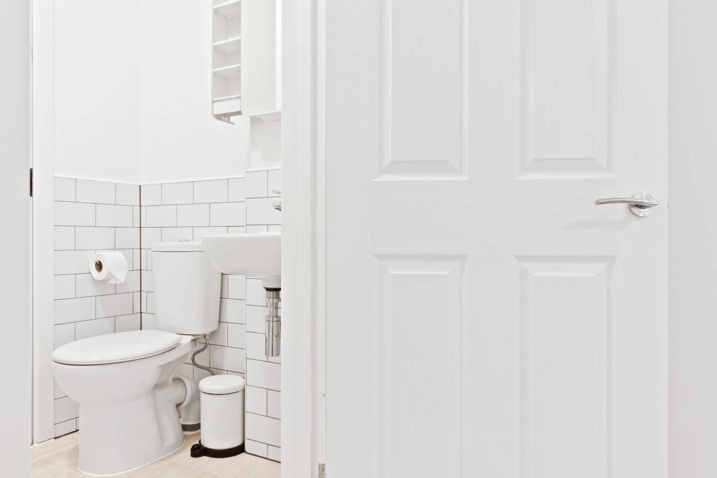 Apartment Airy Spacious 1 Bedroom Aprtment With Garden In Brixton *