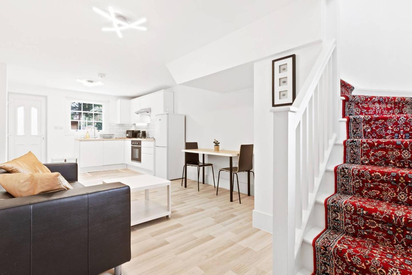 Apartment Airy Spacious 1 Bedroom Aprtment With Garden In Brixton