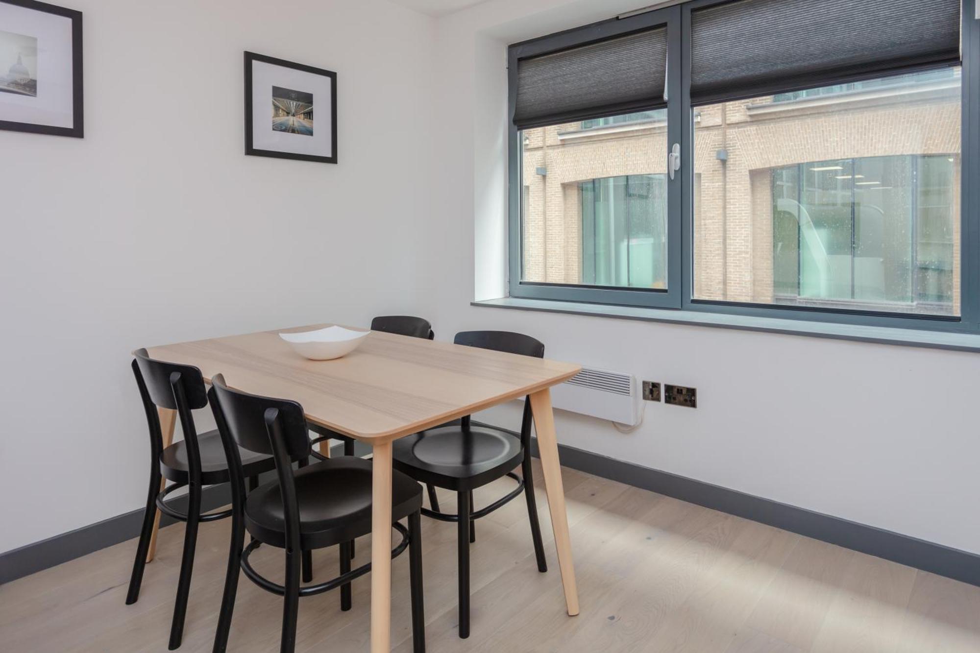 Stylish 1 Bedroom In Holborn In A Great Location Apartment *