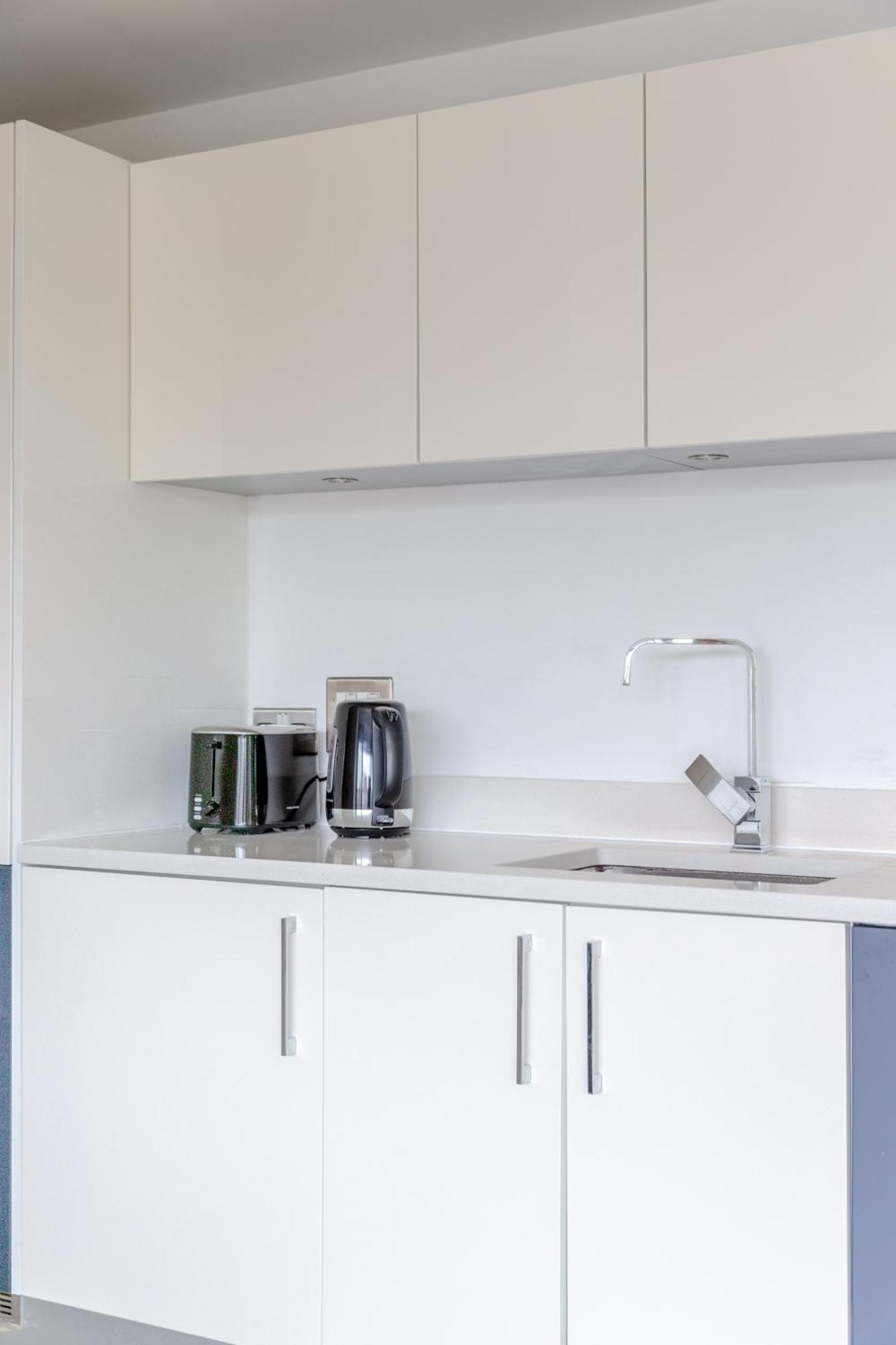 Peaceful 1bd Flat With Balcony - Bethnal Appartement