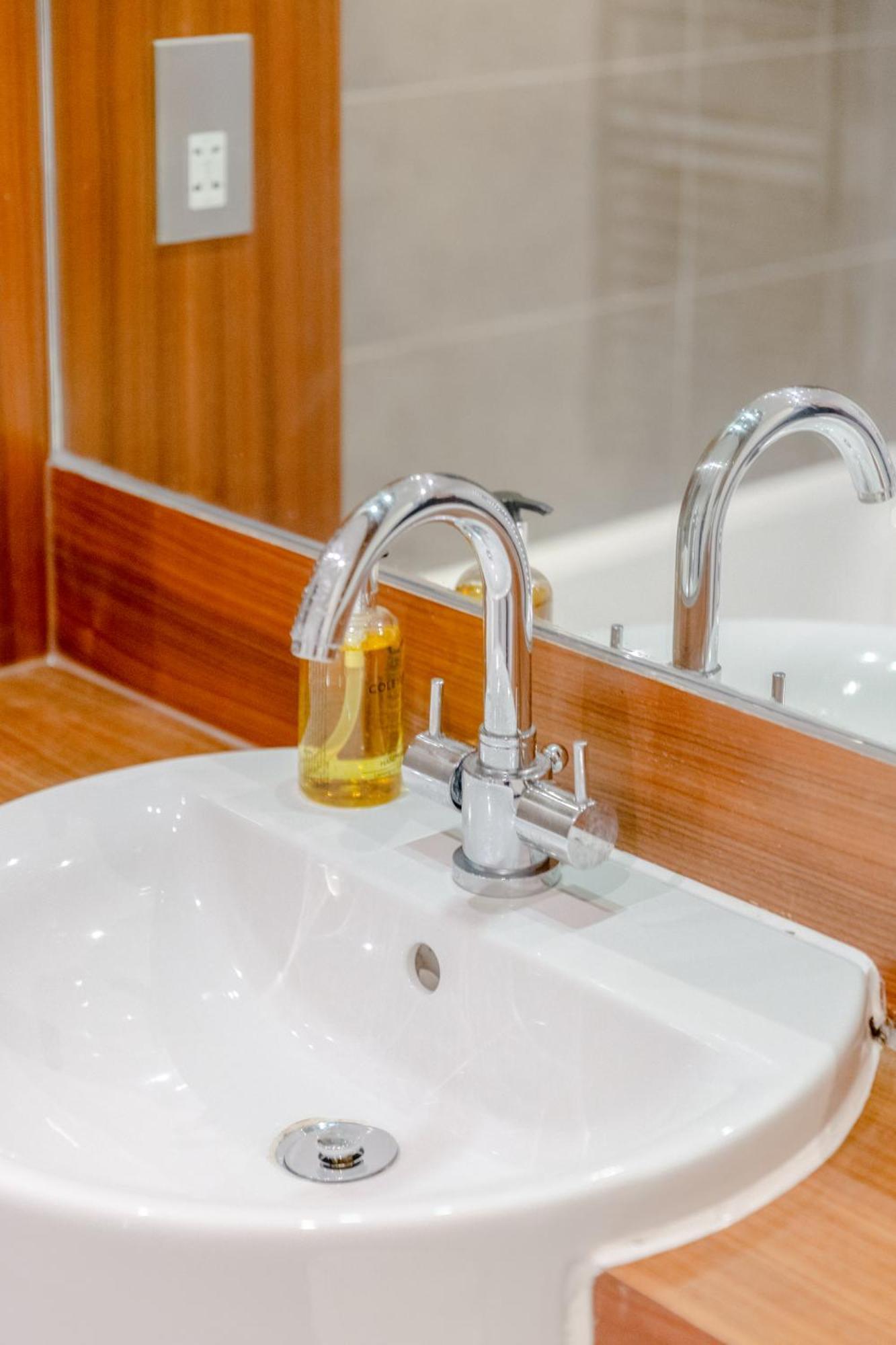 Peaceful 1bd Flat With Balcony - Bethnal Londres